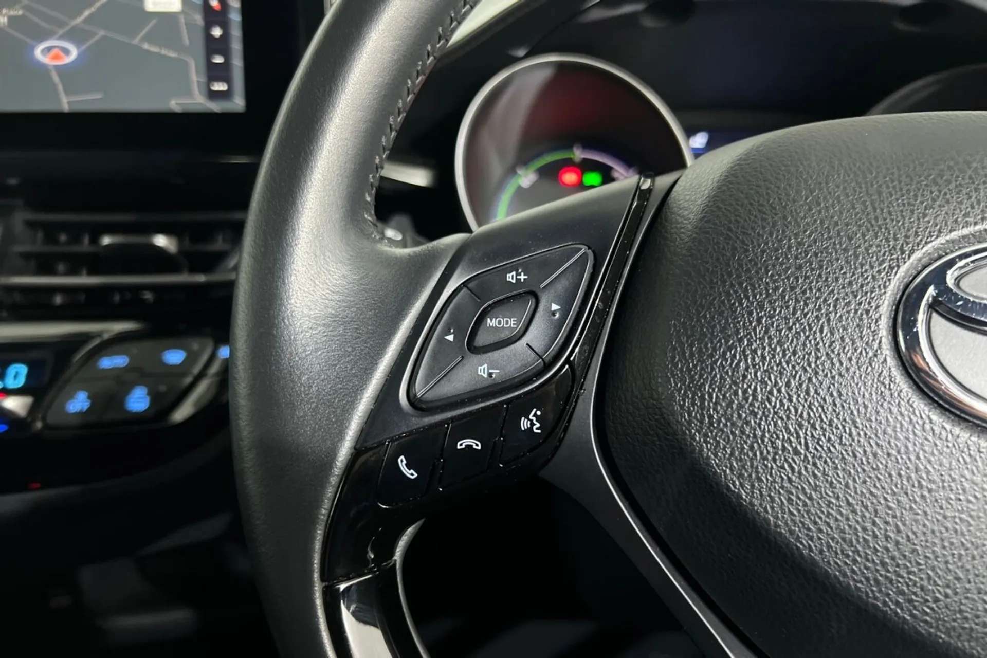 0 TOYOTA CHR 0 TOYOTA CHR