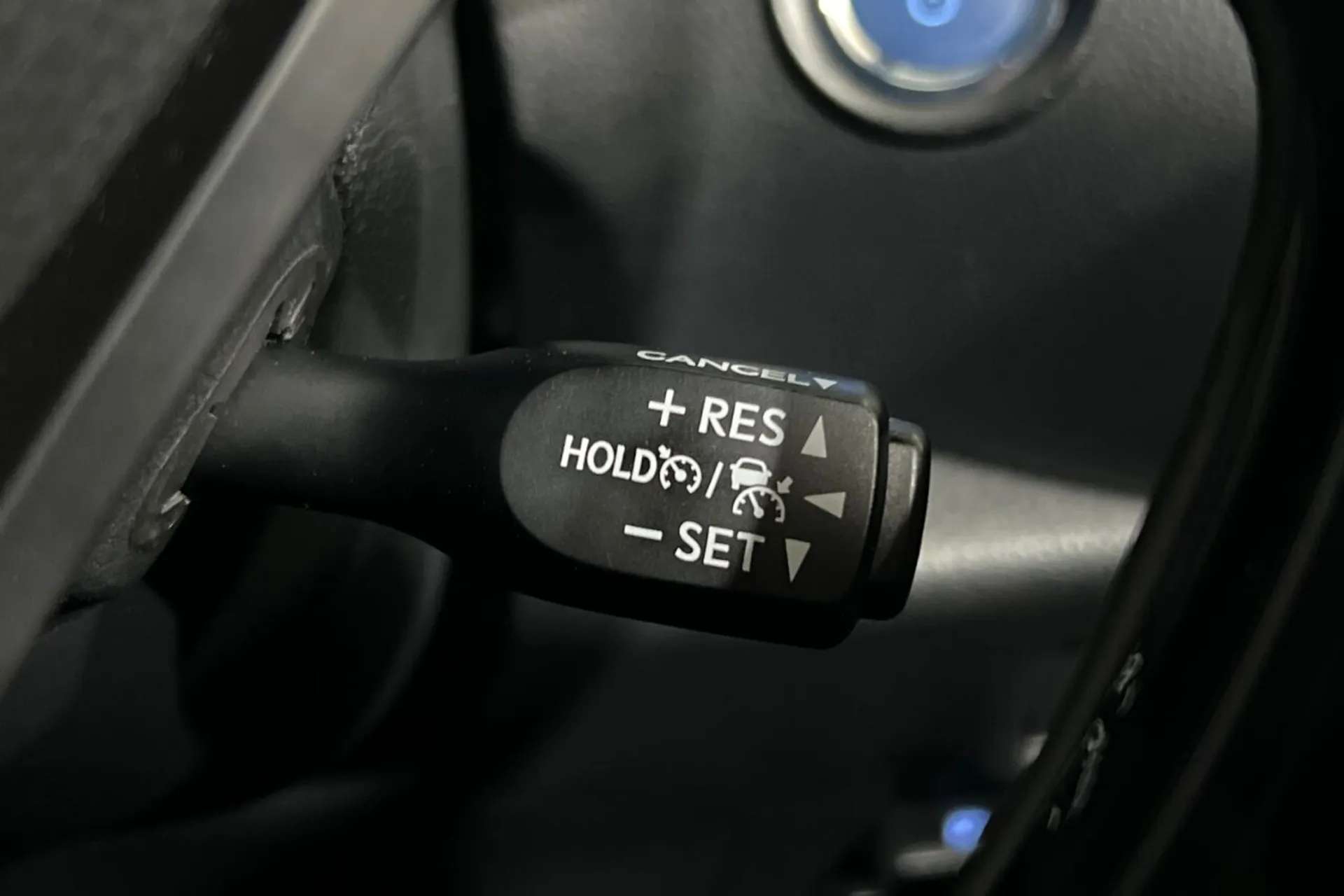 0 TOYOTA CHR 0 TOYOTA CHR