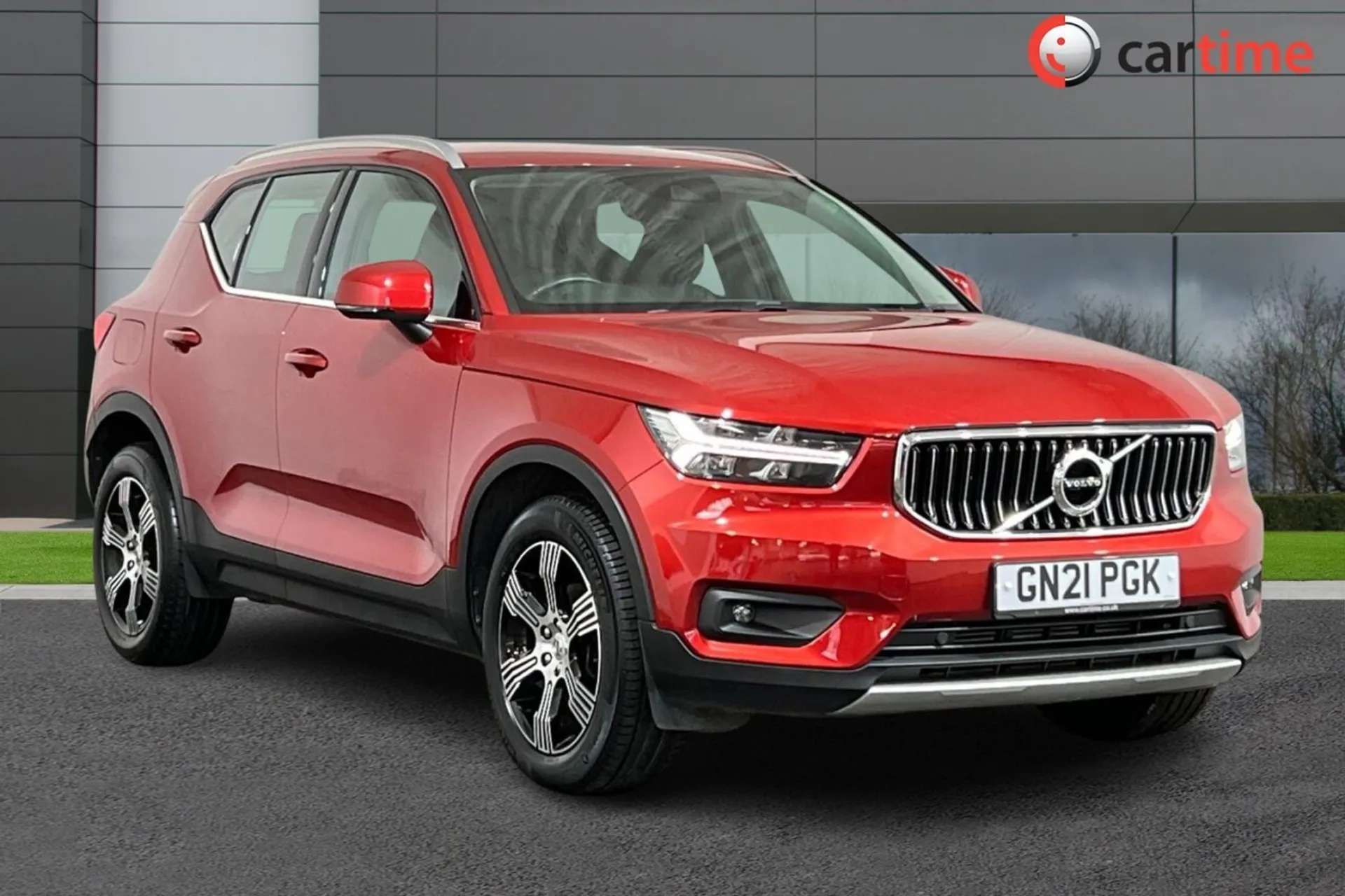 A 2021 VOLVO XC40 1.5 T3 INSCRIPTION 5d 161 BHP 9in Sat Nav, 12.3in Digital Cluster, Leather Seats, Rear Park Sensors, 18in Alloys Cruise, Climate, 18in Alloys A 2021 VOLVO XC40 1.5 T3 INSCRIPTION 5d 161 BHP 9in Sat Nav, 12.3in Digital Cluster, Leather Seats, Rear Park Sensors, 18in Alloys Cruise, Climate, 18in Alloys