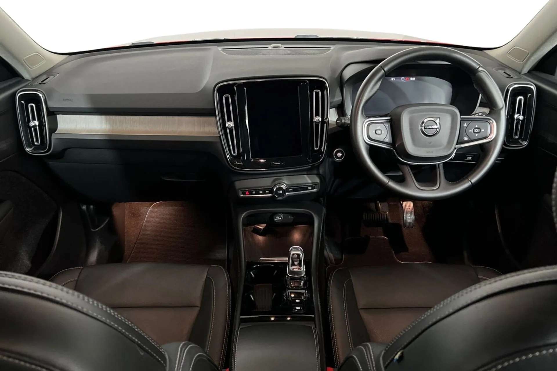 2021 VOLVO XC40 2021 VOLVO XC40