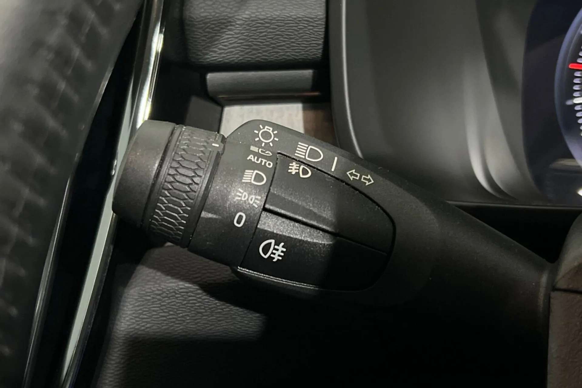 2021 VOLVO XC40 2021 VOLVO XC40