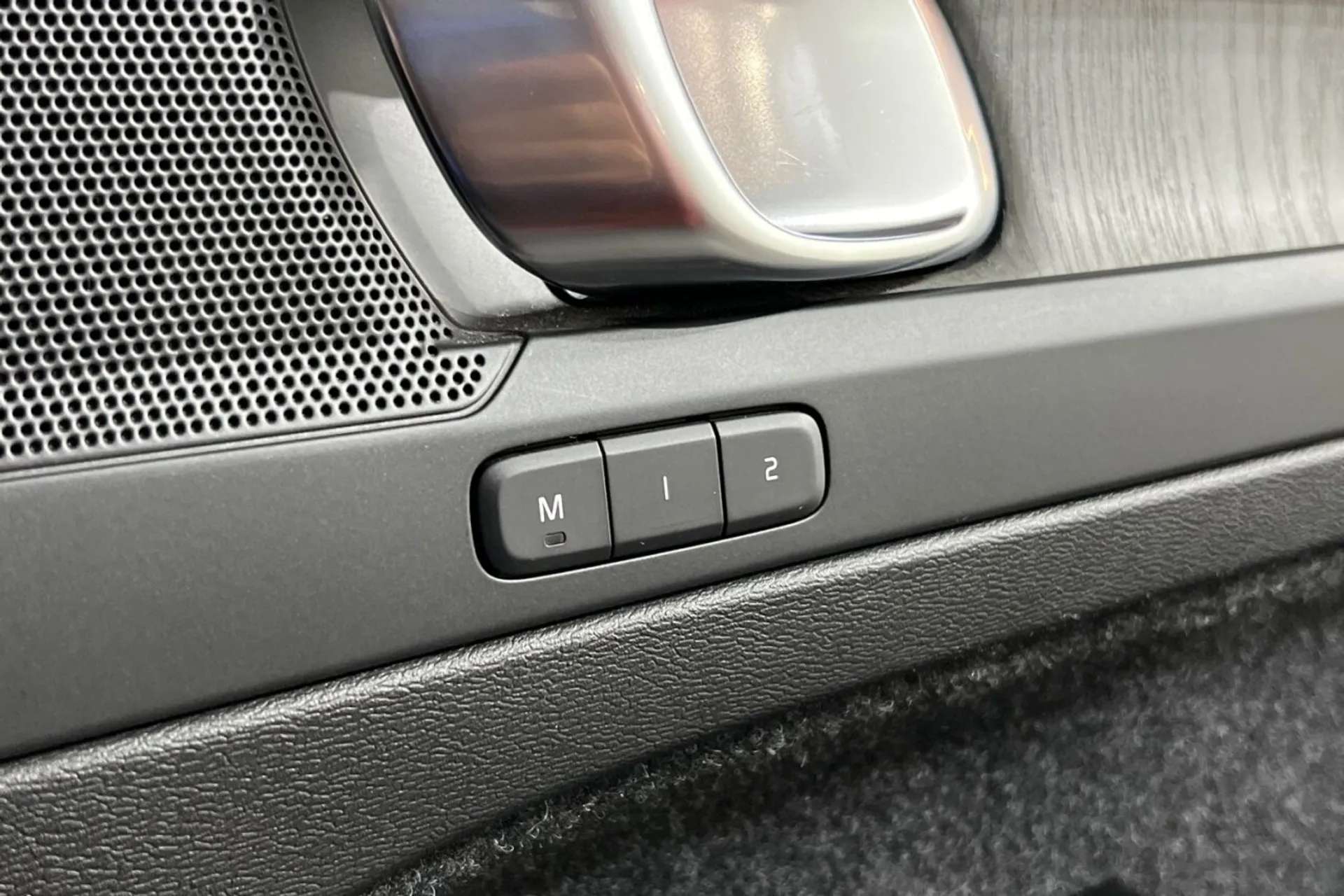 2021 VOLVO XC40 2021 VOLVO XC40