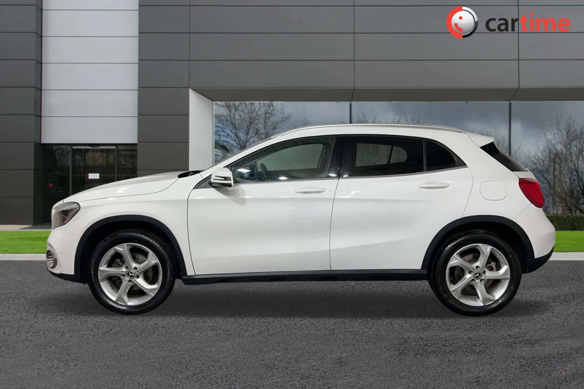 A 2018 MERCEDES-BENZ GLA CLASS 1.6 GLA 200 SPORT EXECUTIVE 5d 154 BHP 8in Satellite Navigation, Apple CarPlay / Android Auto, Reverse Camera, 18in Alloys, Cruise, Climate, 18in Allo A 2018 MERCEDES-BENZ GLA CLASS 1.6 GLA 200 SPORT EXECUTIVE 5d 154 BHP 8in Satellite Navigation, Apple CarPlay / Android Auto, Reverse Camera, 18in Alloys, Cruise, Climate, 18in Allo