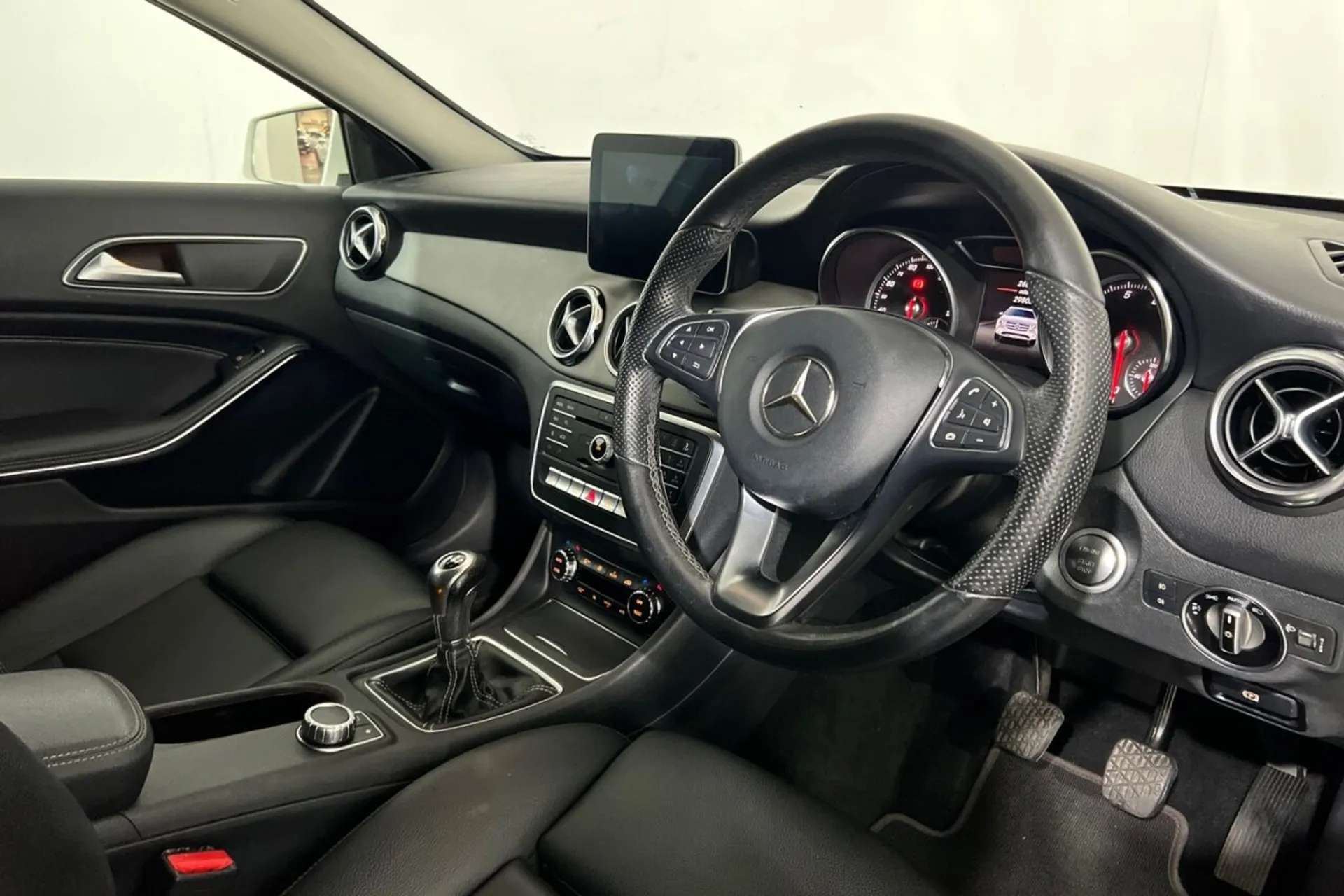 2018 MERCEDES-BENZ GLA CLASS 2018 MERCEDES-BENZ GLA CLASS