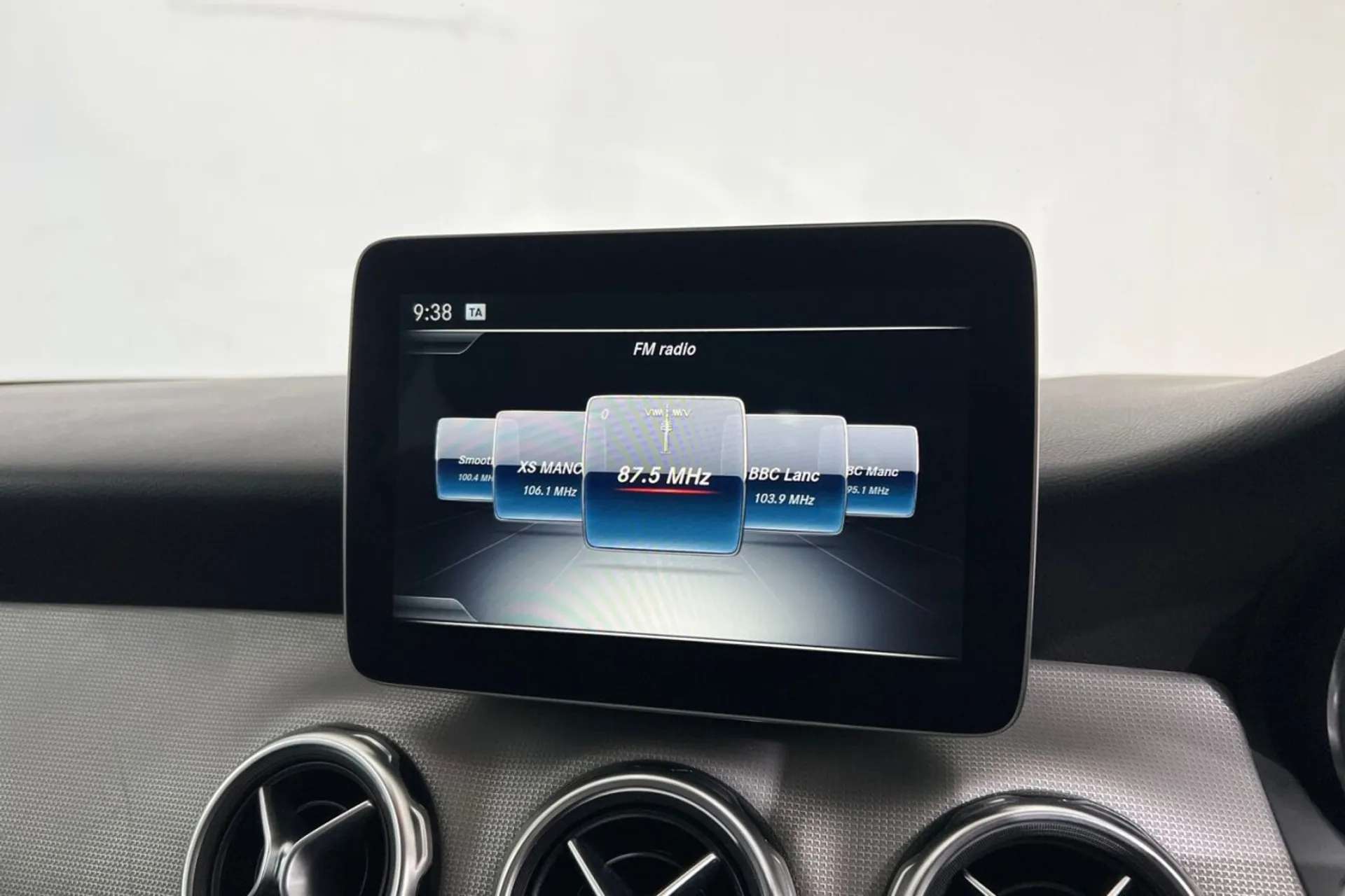 2018 MERCEDES-BENZ GLA CLASS 2018 MERCEDES-BENZ GLA CLASS