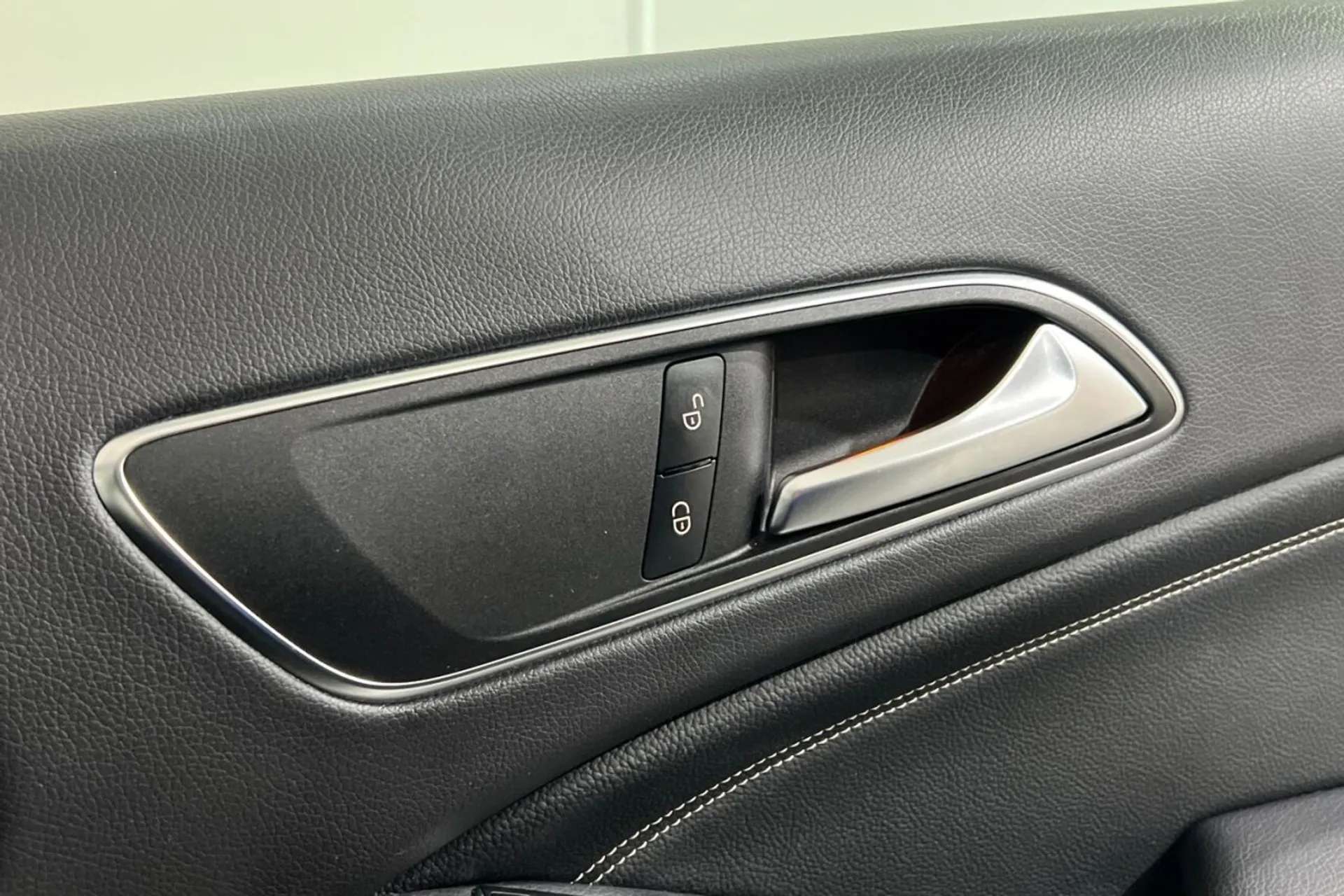 2018 MERCEDES-BENZ GLA CLASS 2018 MERCEDES-BENZ GLA CLASS