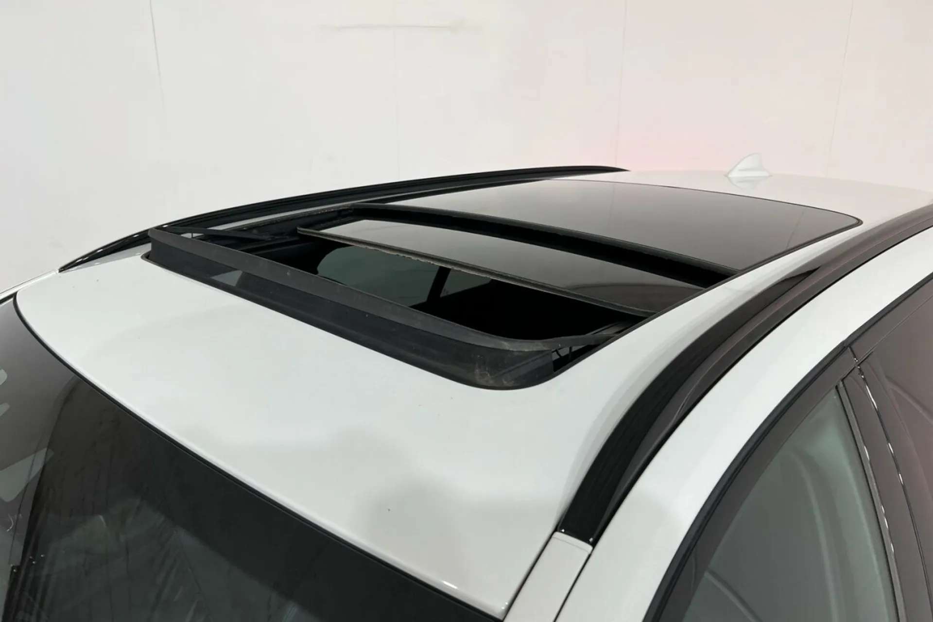 0 BMW 5 SERIES 0 BMW 5 SERIES