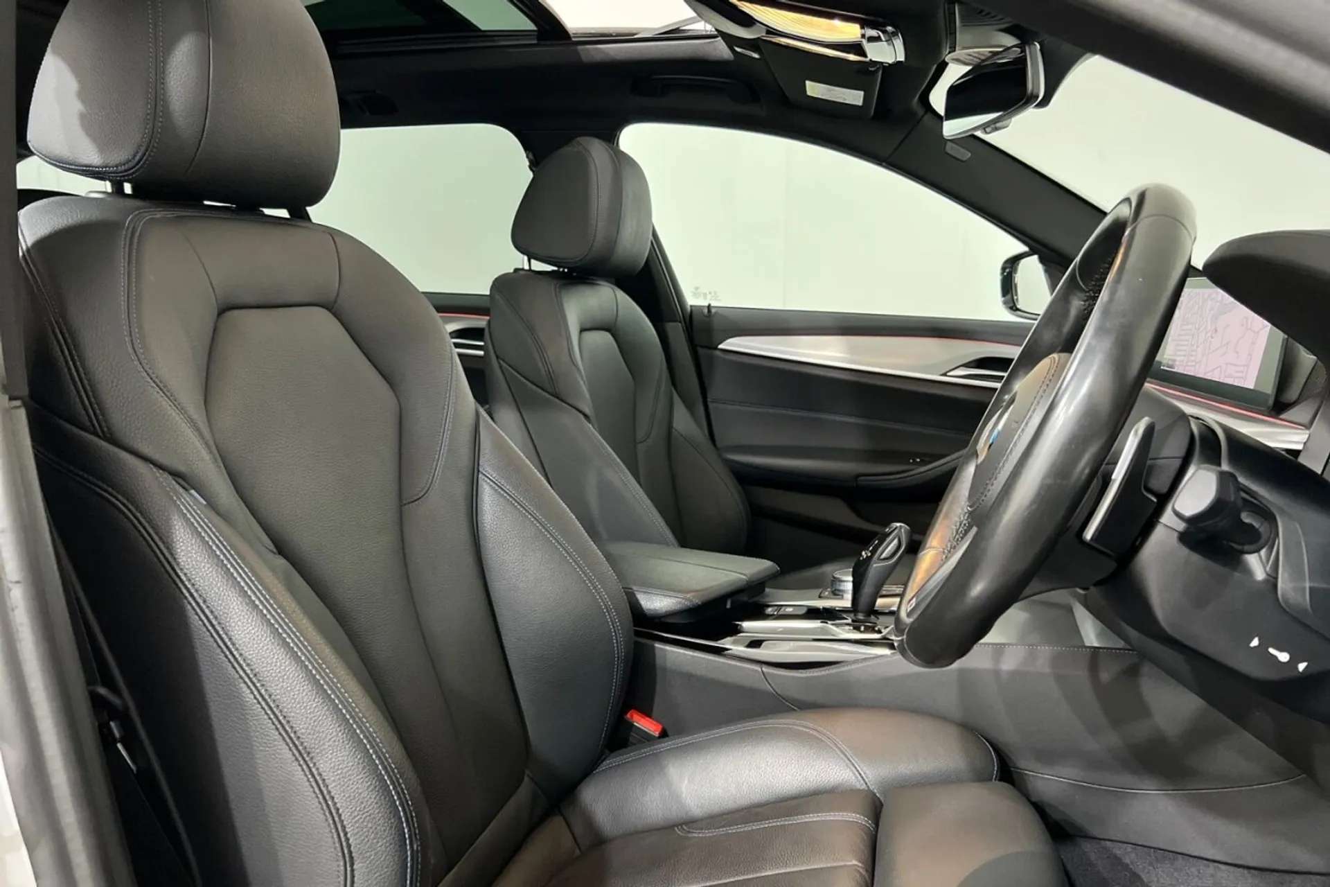 0 BMW 5 SERIES 0 BMW 5 SERIES