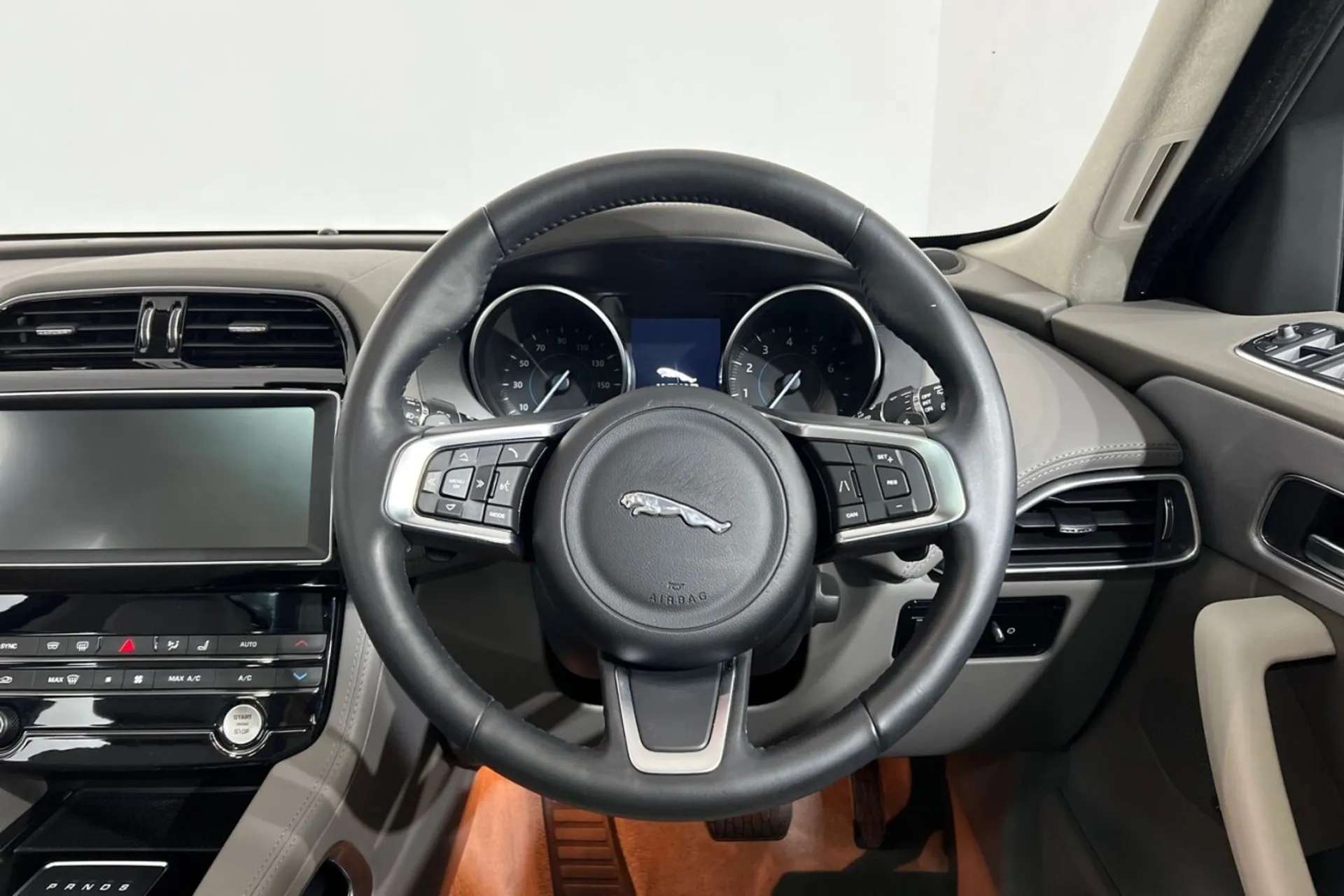 2020 JAGUAR F-PACE 2020 JAGUAR F-PACE