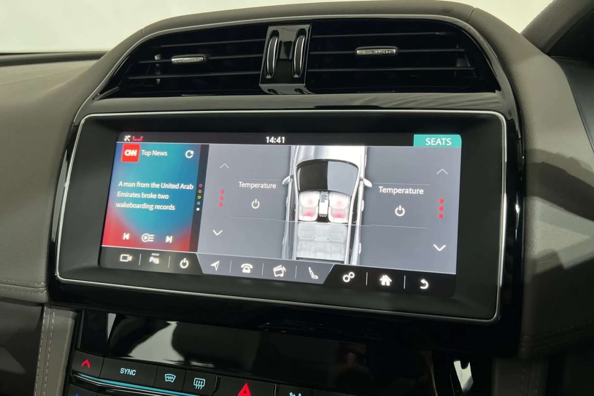 2020 JAGUAR F-PACE 2020 JAGUAR F-PACE