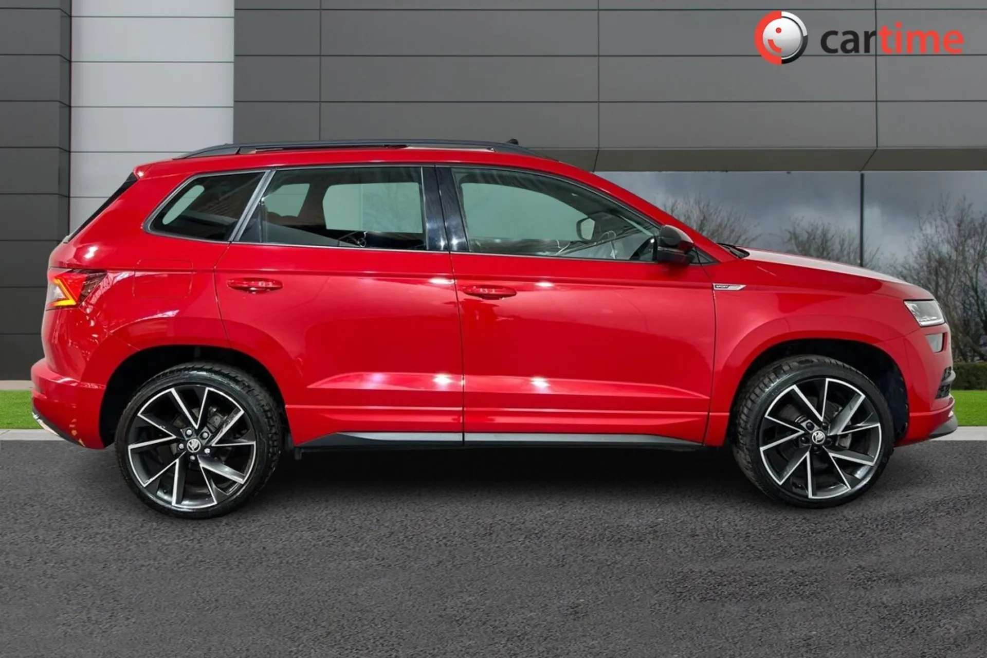 A 2021 SKODA KAROQ 1.5 SPORTLINE TSI DSG 5d 148 BHP 8in Satellite Navigation Display, Apple CarPlay / Android Auto, 19in Alloy Wheels, DAB / Bluetooth / USB, Reverse Cam A 2021 SKODA KAROQ 1.5 SPORTLINE TSI DSG 5d 148 BHP 8in Satellite Navigation Display, Apple CarPlay / Android Auto, 19in Alloy Wheels, DAB / Bluetooth / USB, Reverse Cam