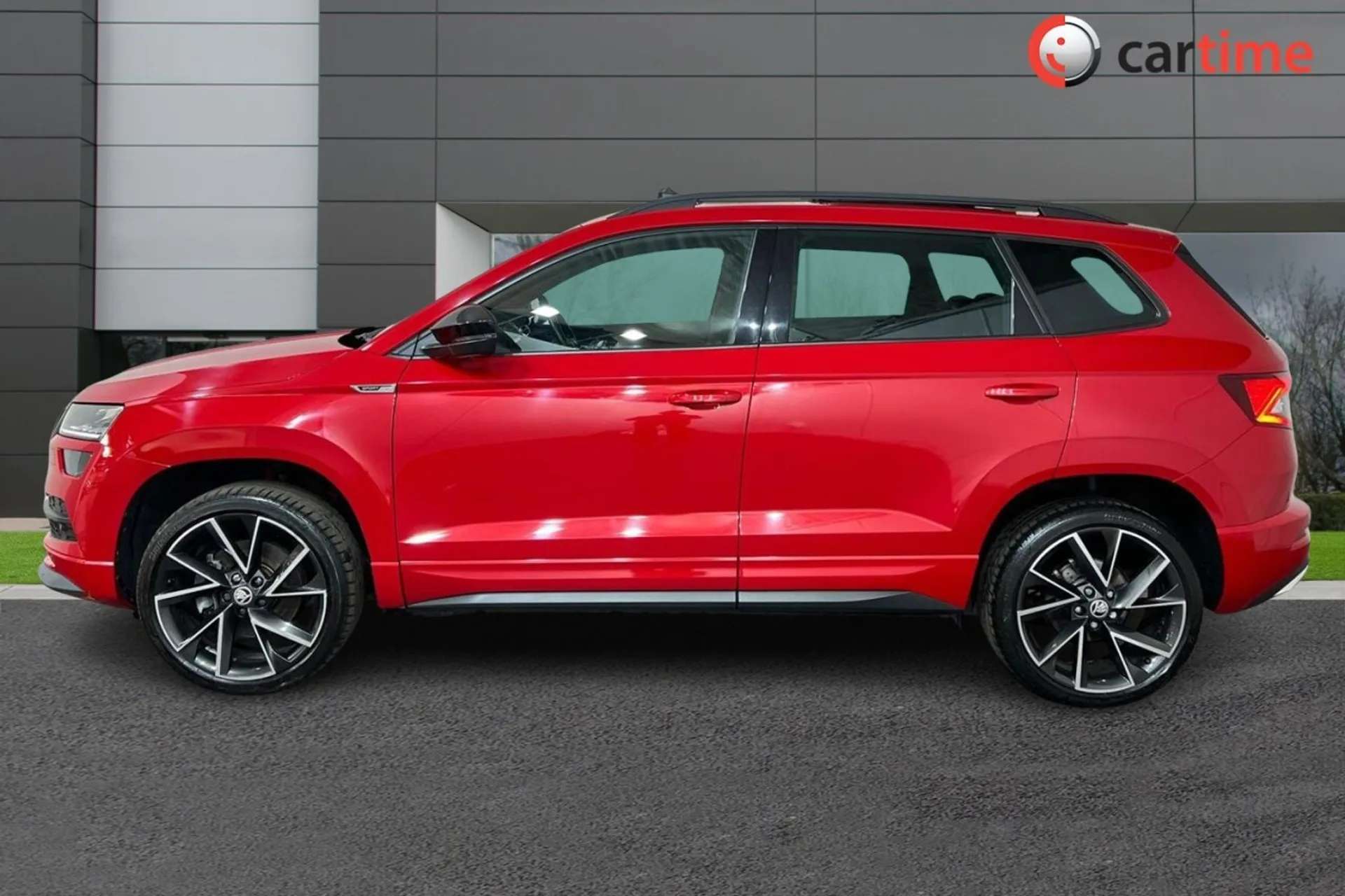 A 2021 SKODA KAROQ 1.5 SPORTLINE TSI DSG 5d 148 BHP 8in Satellite Navigation Display, Apple CarPlay / Android Auto, 19in Alloy Wheels, DAB / Bluetooth / USB, Reverse Cam A 2021 SKODA KAROQ 1.5 SPORTLINE TSI DSG 5d 148 BHP 8in Satellite Navigation Display, Apple CarPlay / Android Auto, 19in Alloy Wheels, DAB / Bluetooth / USB, Reverse Cam