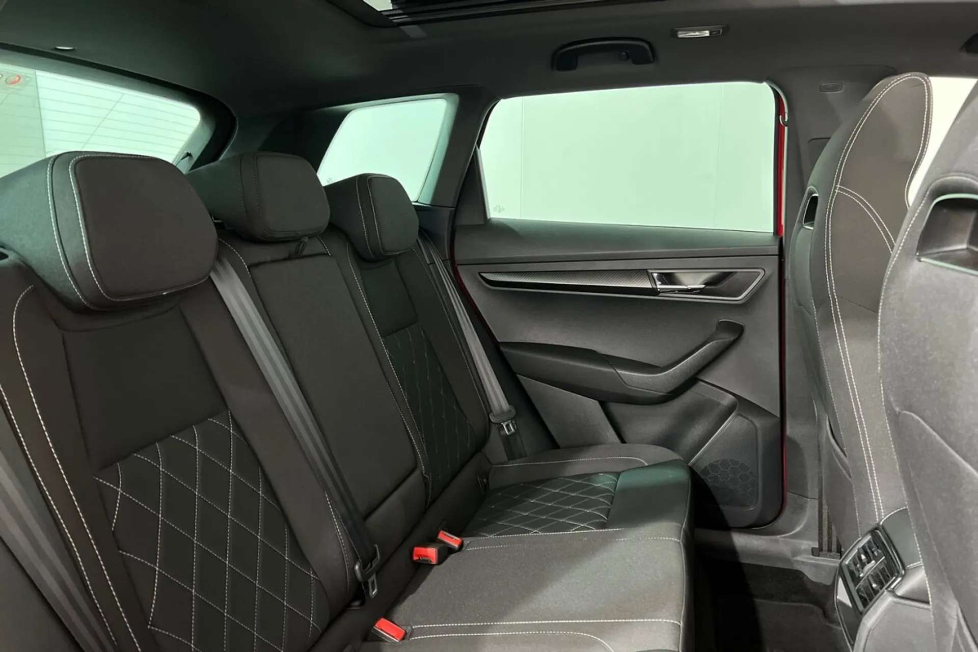 2021 SKODA KAROQ 2021 SKODA KAROQ