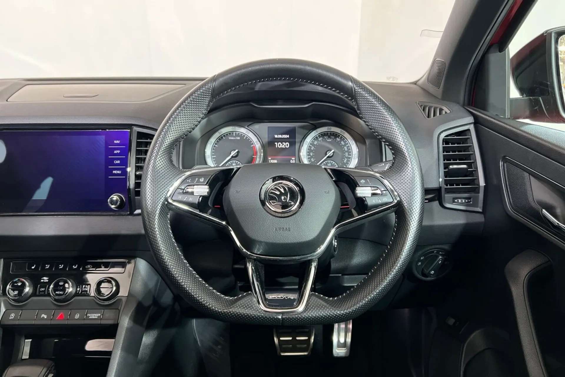 2021 SKODA KAROQ 2021 SKODA KAROQ