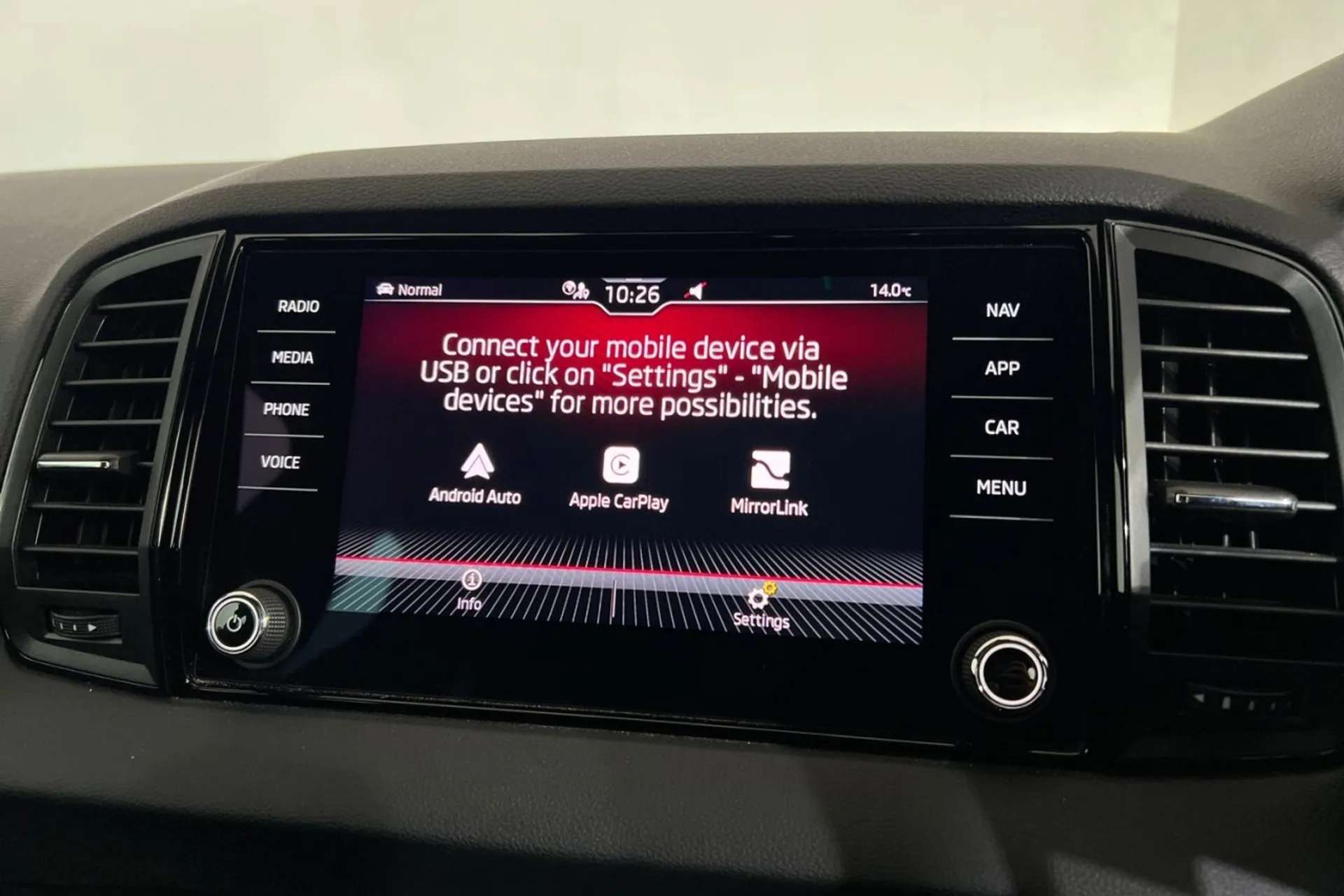 2021 SKODA KAROQ 2021 SKODA KAROQ