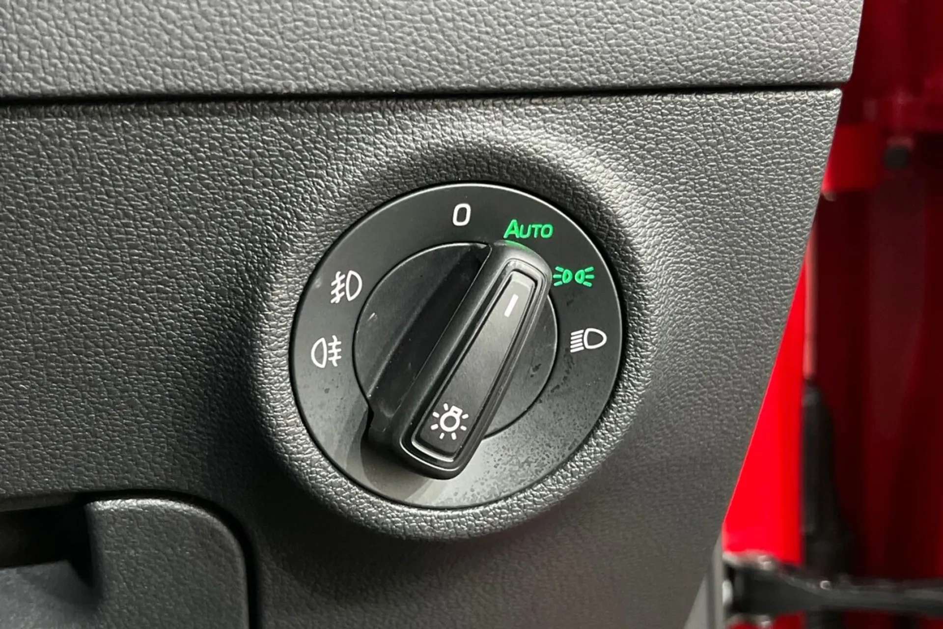 2021 SKODA KAROQ 2021 SKODA KAROQ