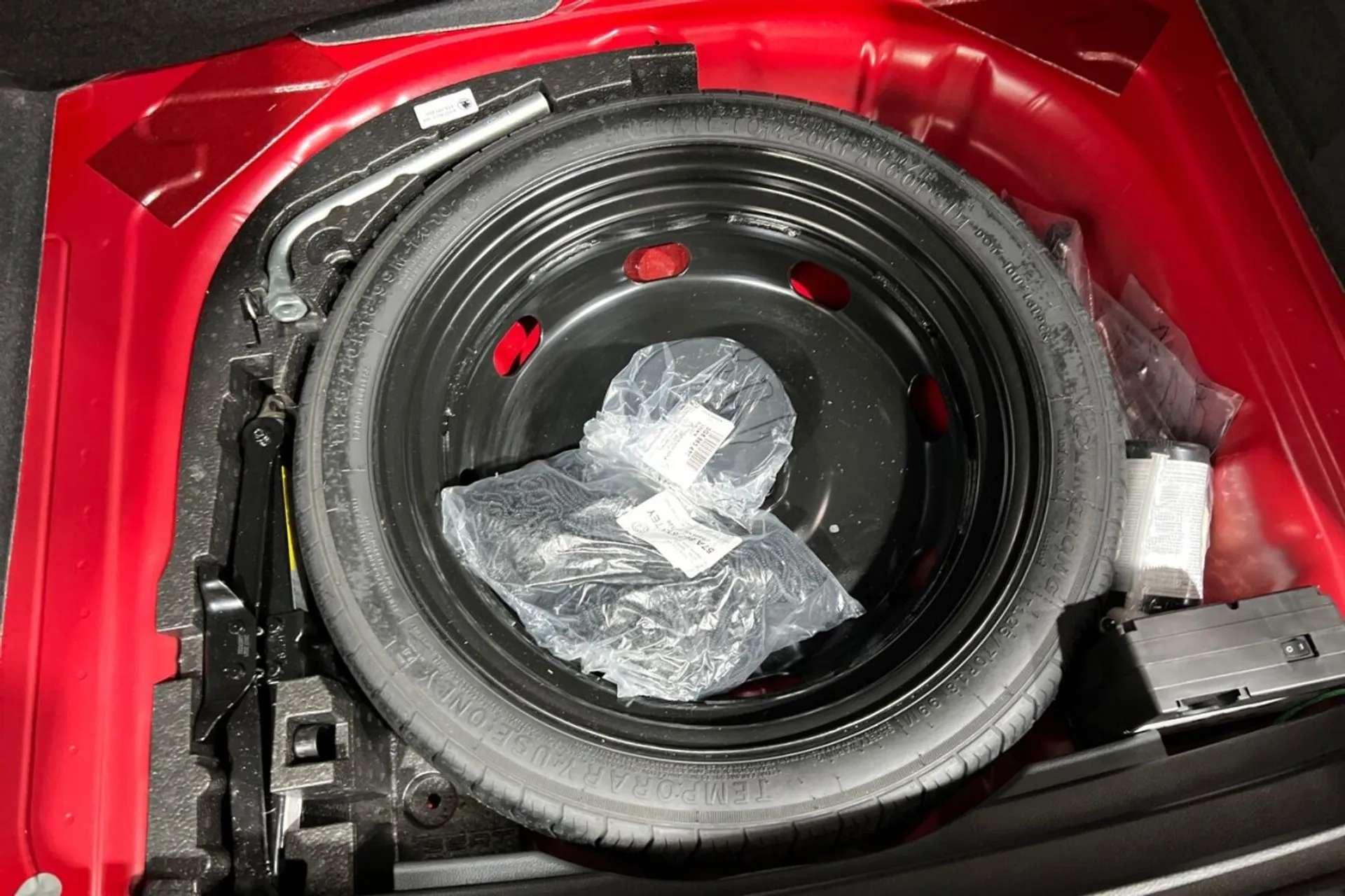 2021 SKODA KAROQ 2021 SKODA KAROQ