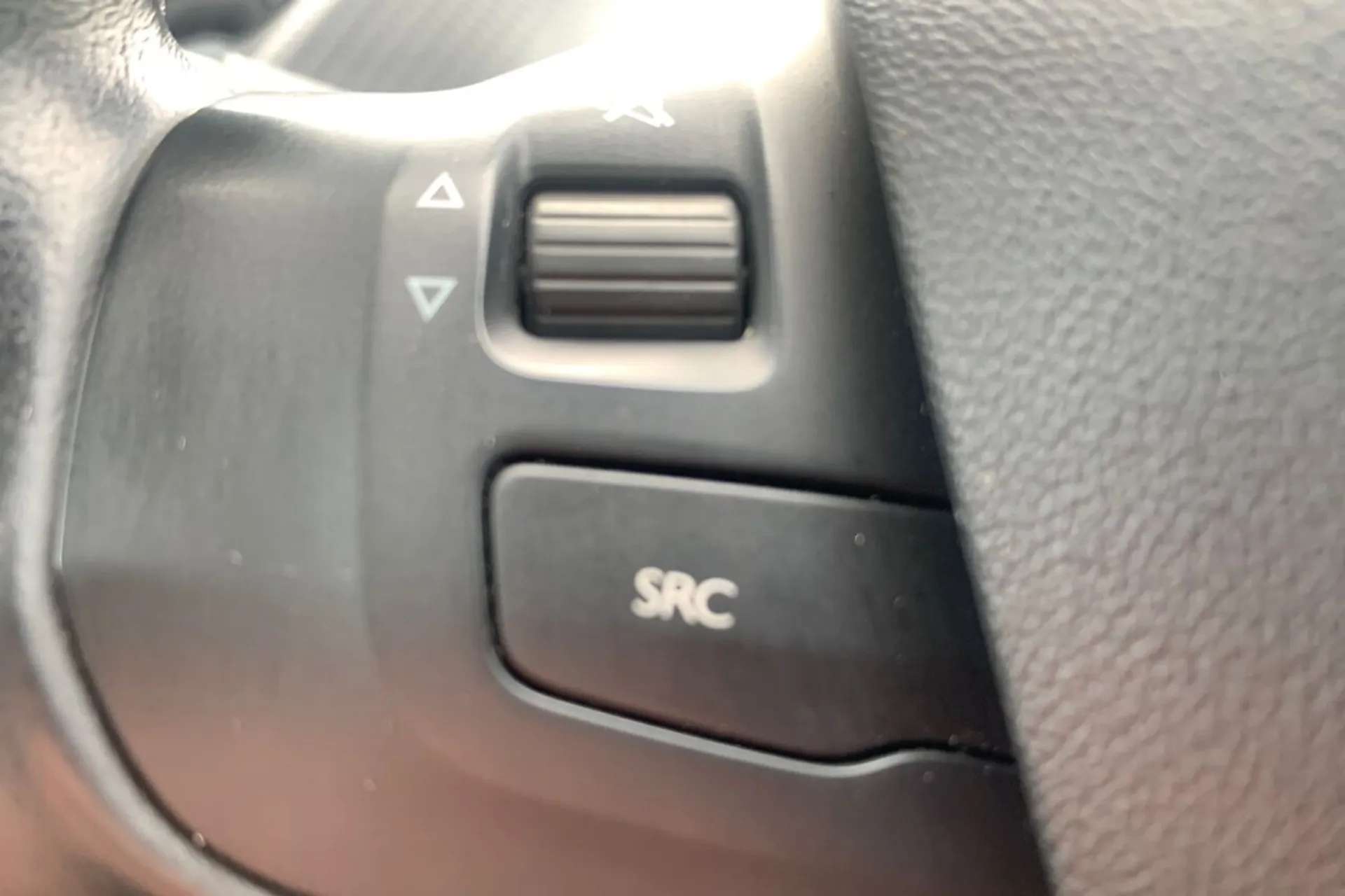 2018 PEUGEOT 2008 2018 PEUGEOT 2008