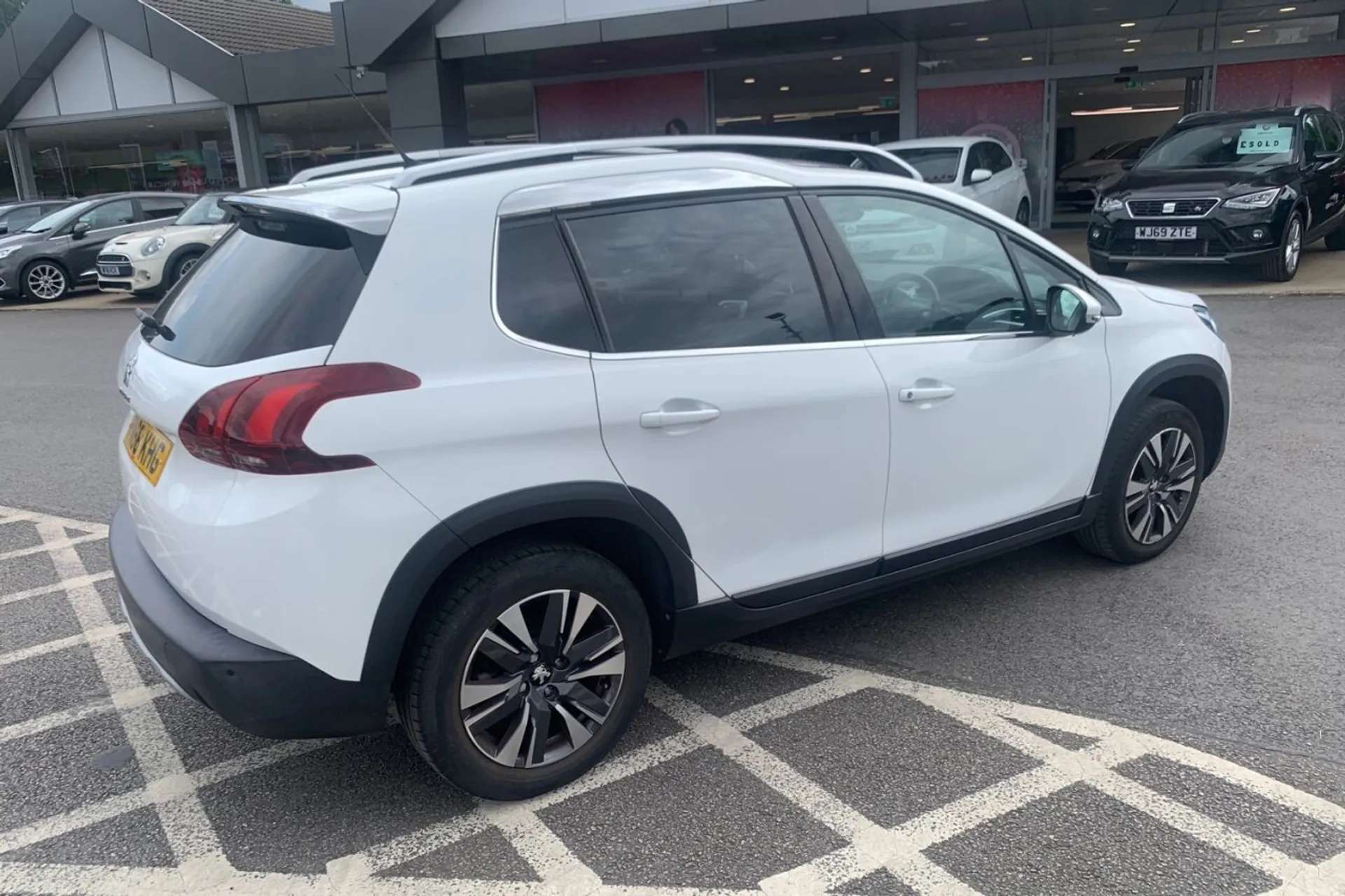 2018 PEUGEOT 2008 2018 PEUGEOT 2008