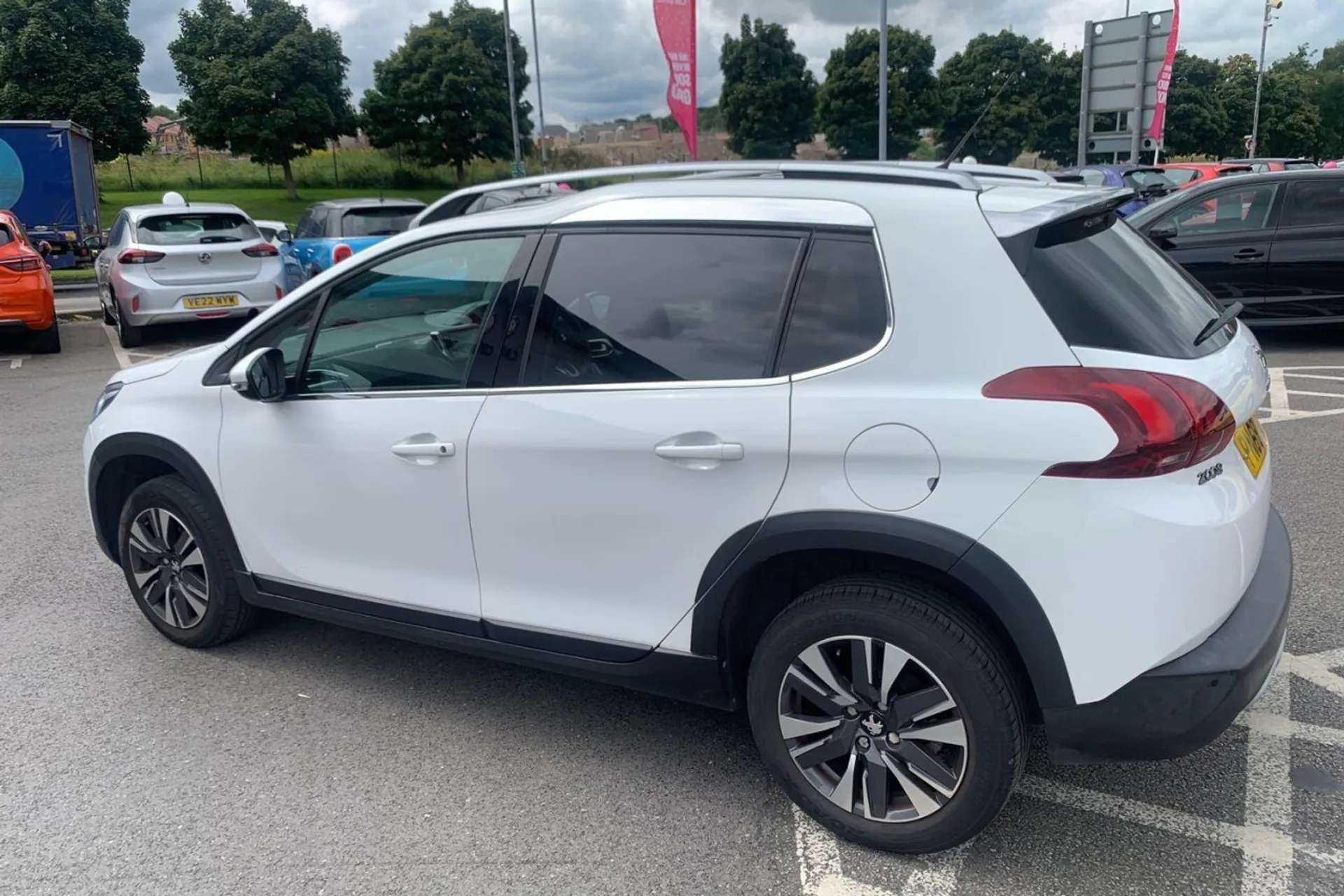 2018 PEUGEOT 2008 2018 PEUGEOT 2008