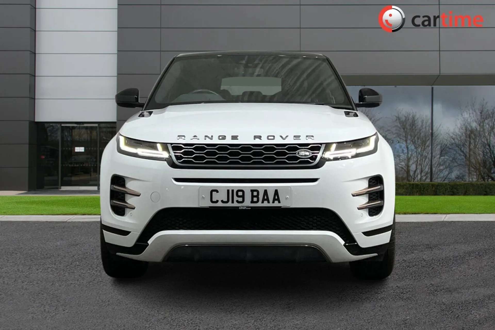A 2019 LAND ROVER RANGE ROVER EVOQUE 2.0 R-DYNAMIC SE MHEV 5d 198 BHP A 2019 LAND ROVER RANGE ROVER EVOQUE 2.0 R-DYNAMIC SE MHEV 5d 198 BHP