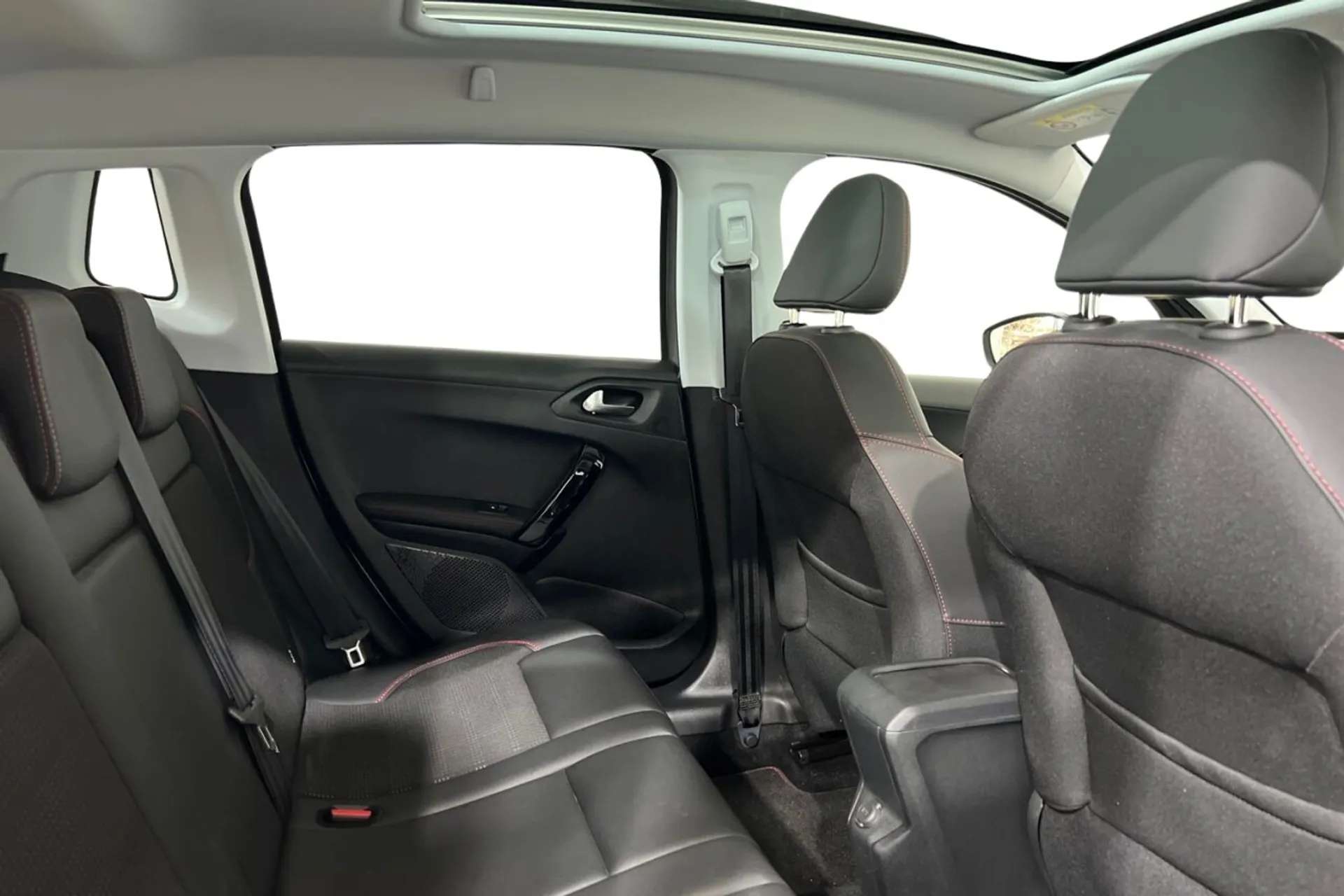 2019 PEUGEOT 2008 2019 PEUGEOT 2008