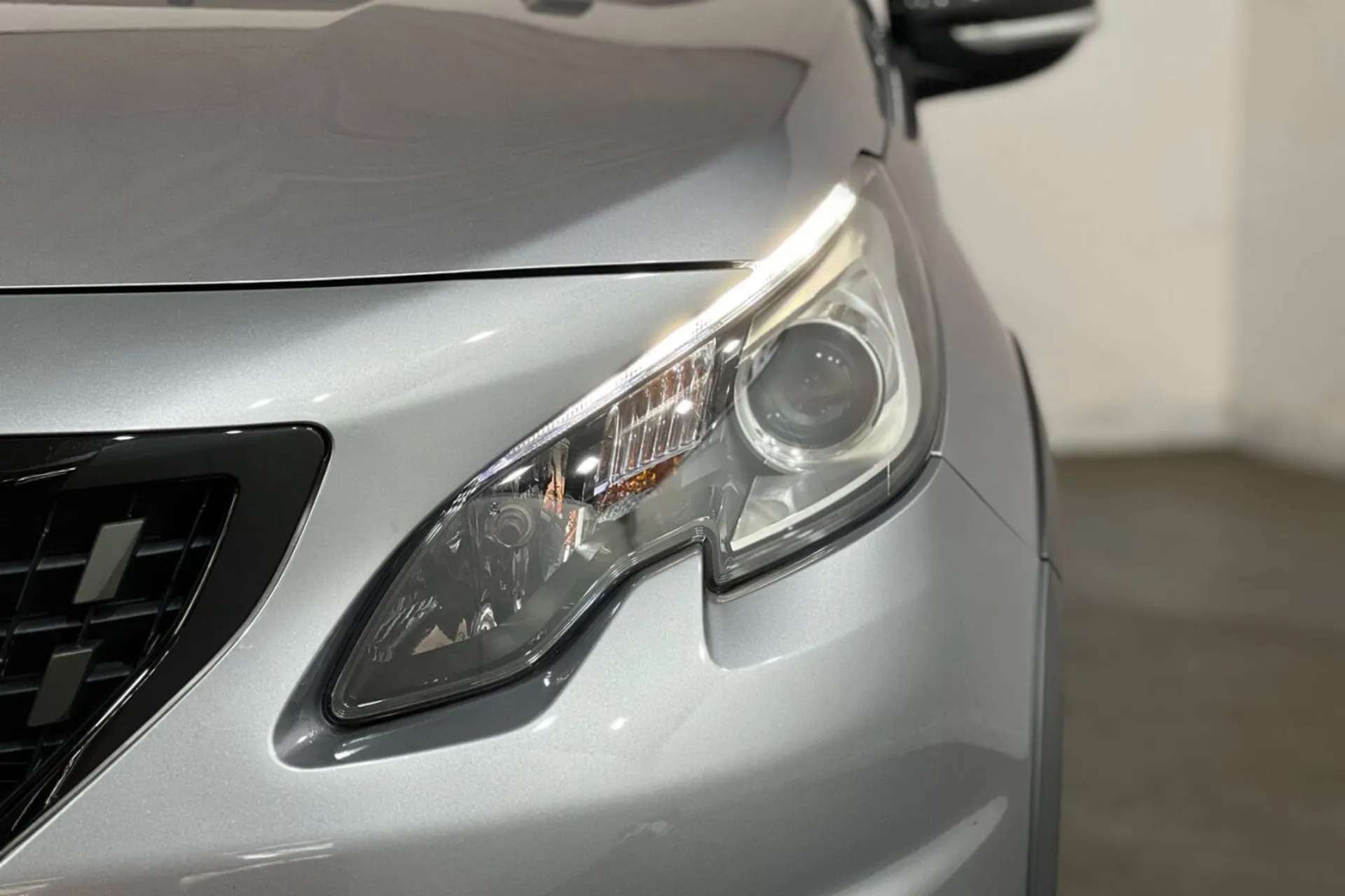 2019 PEUGEOT 2008 2019 PEUGEOT 2008