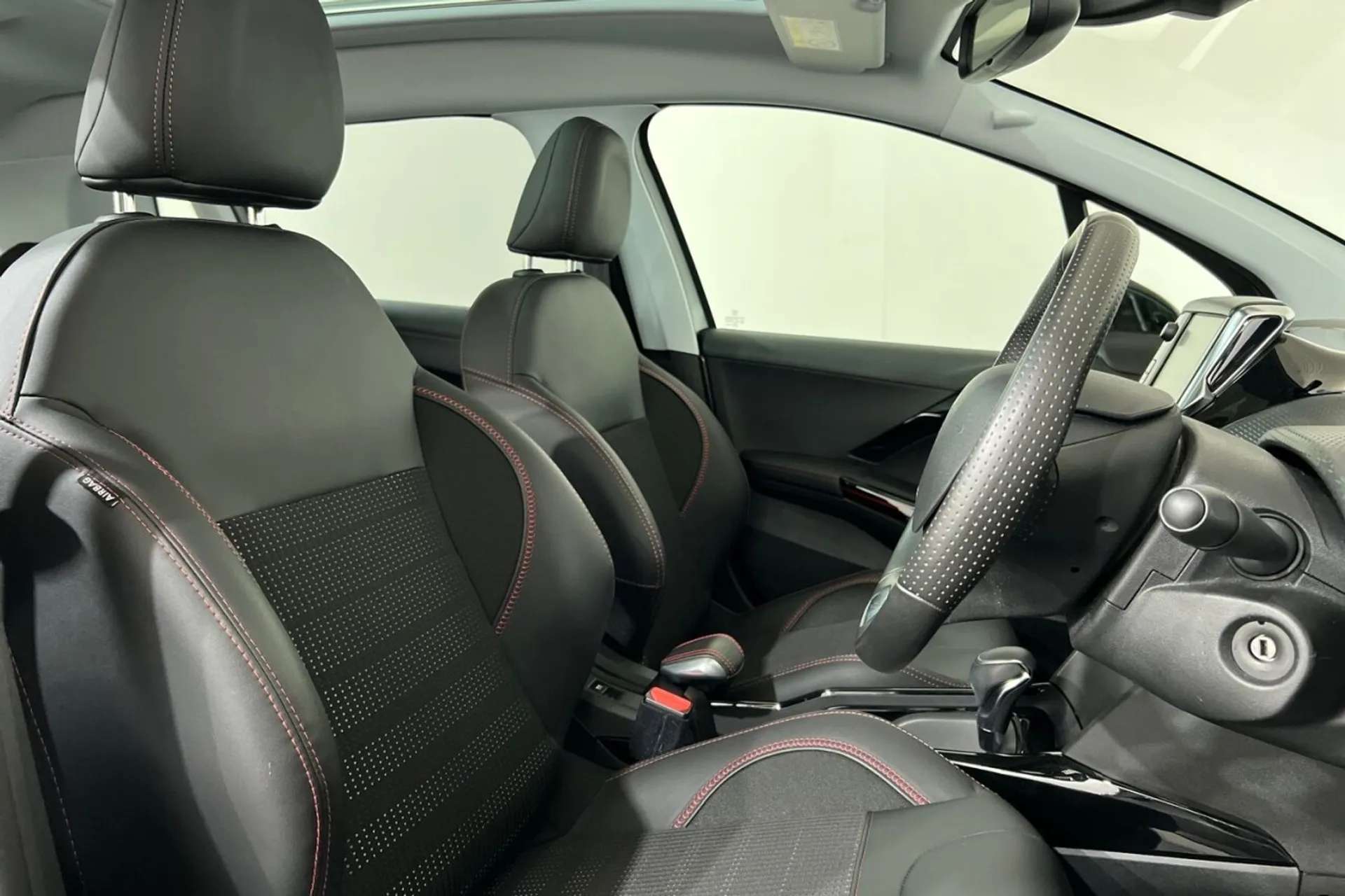 2019 PEUGEOT 2008 2019 PEUGEOT 2008