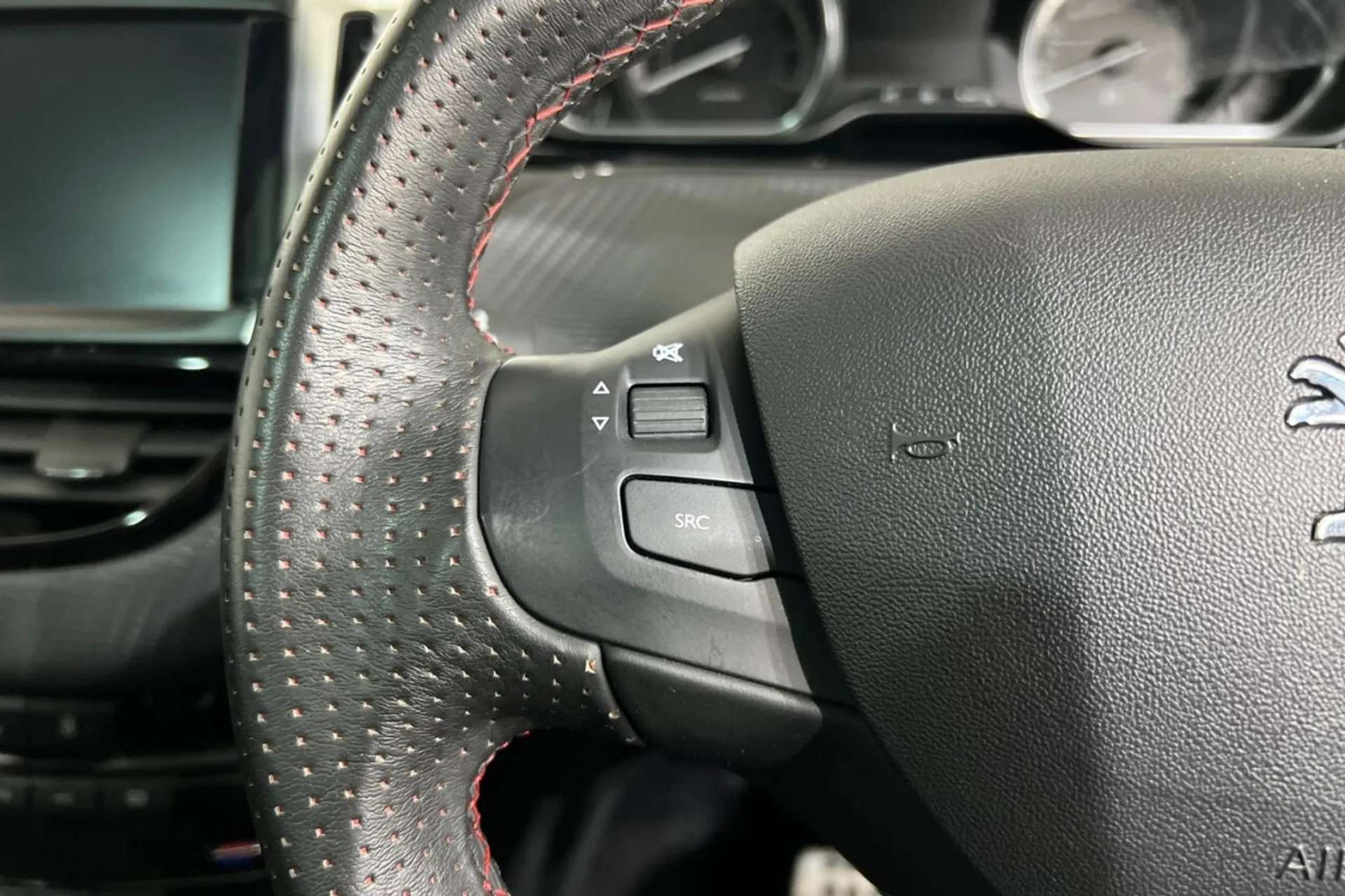 2019 PEUGEOT 2008 2019 PEUGEOT 2008