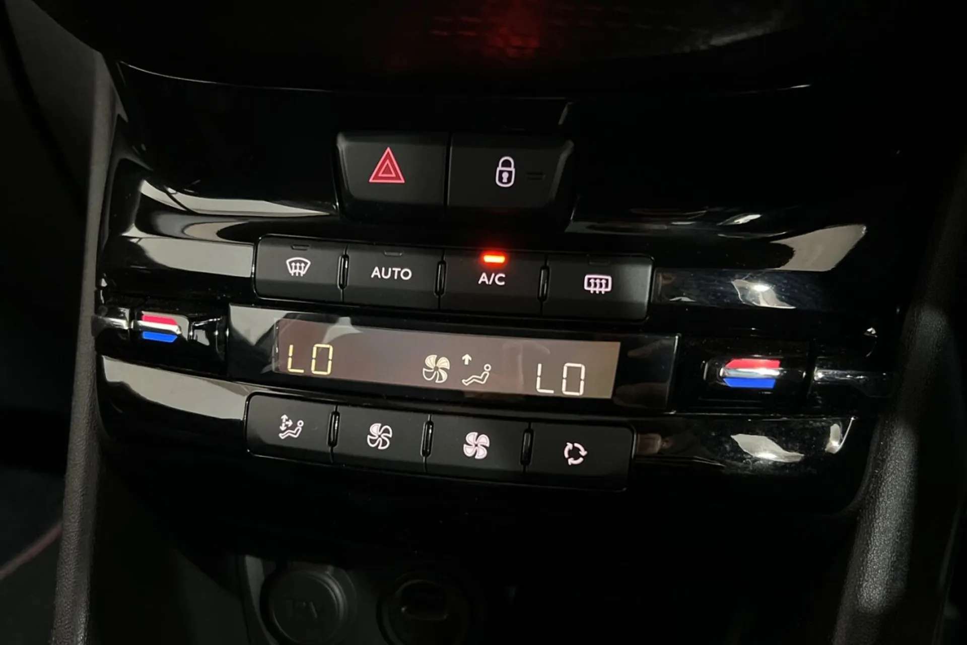 2019 PEUGEOT 2008 2019 PEUGEOT 2008