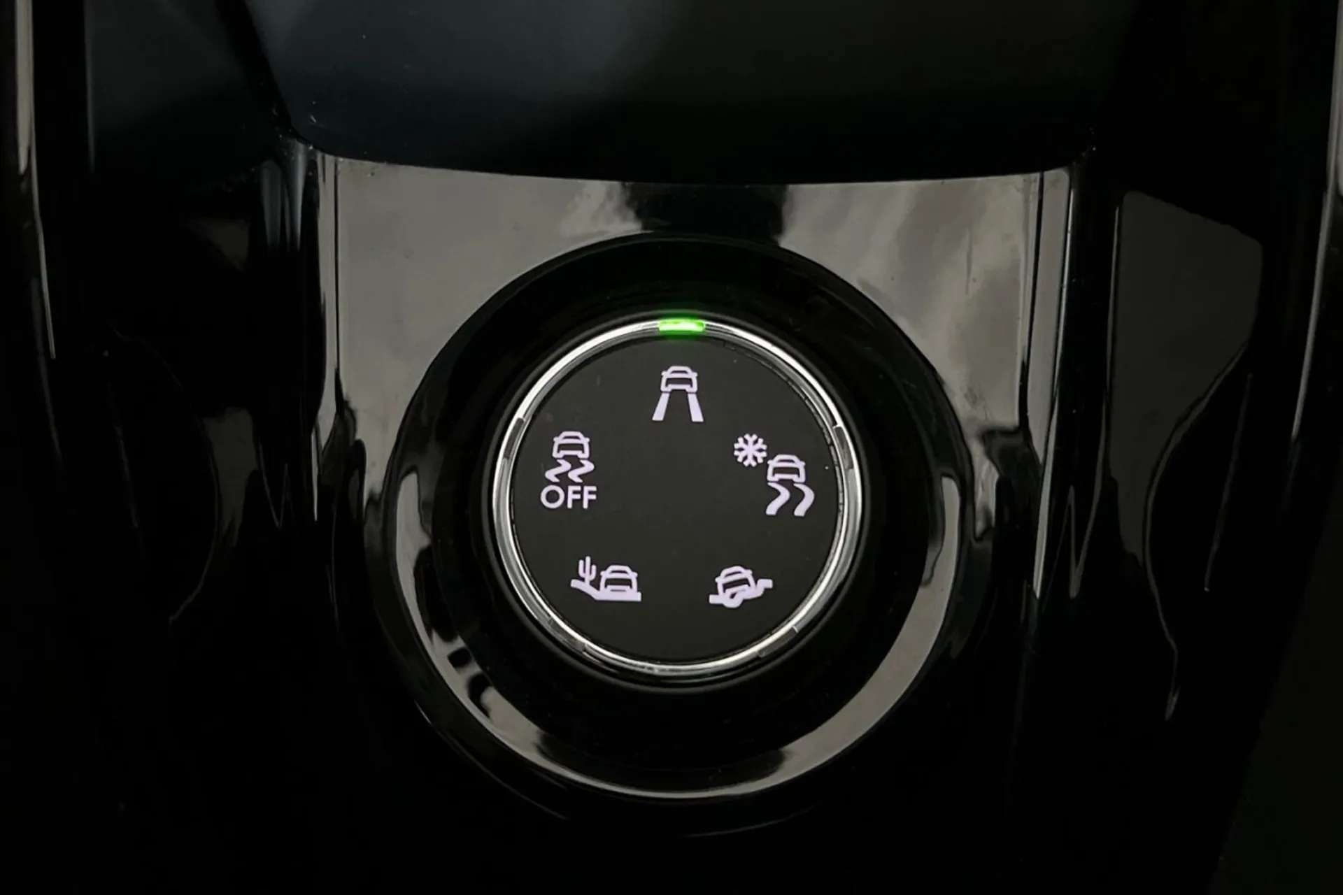 2019 PEUGEOT 2008 2019 PEUGEOT 2008