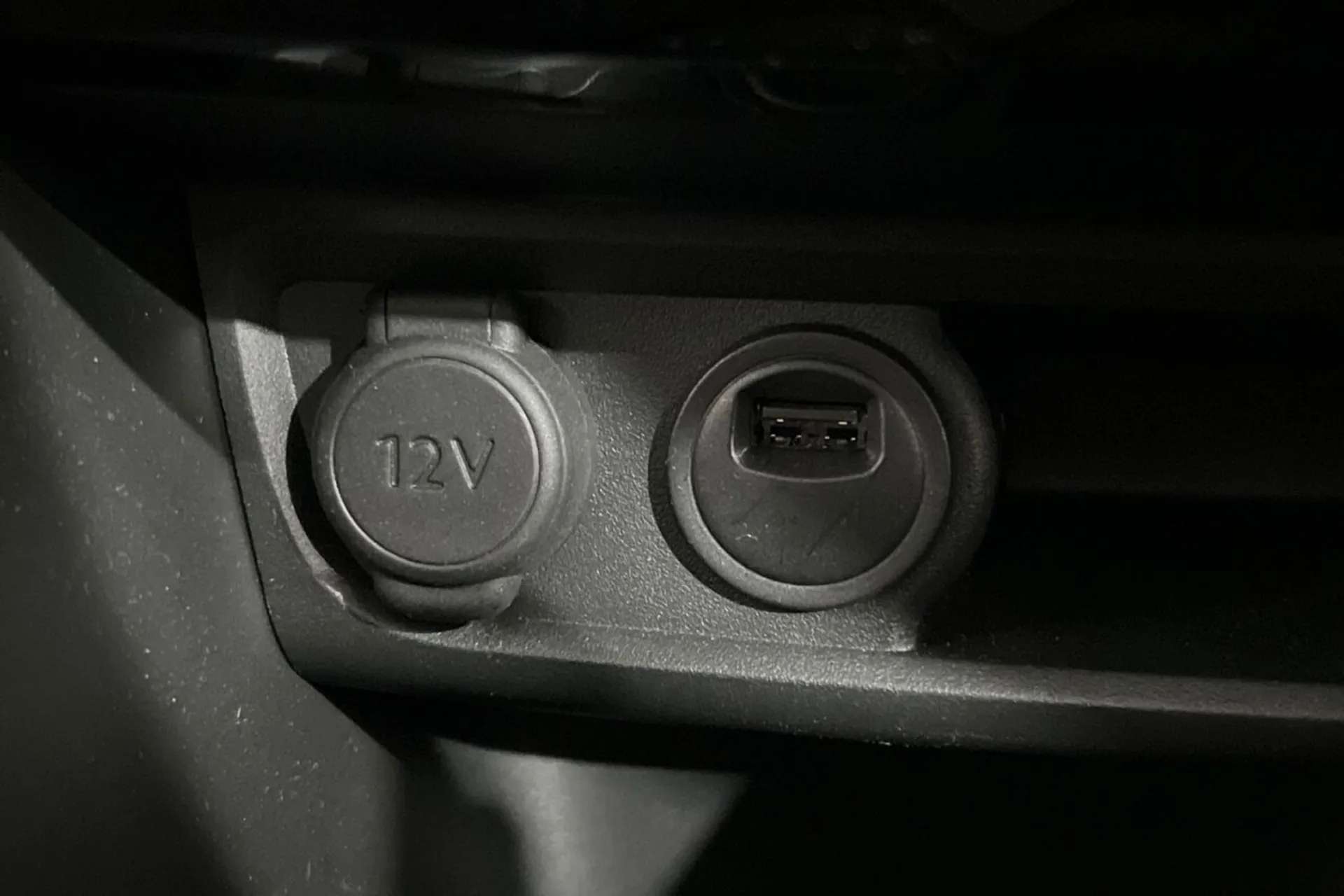 2019 PEUGEOT 2008 2019 PEUGEOT 2008