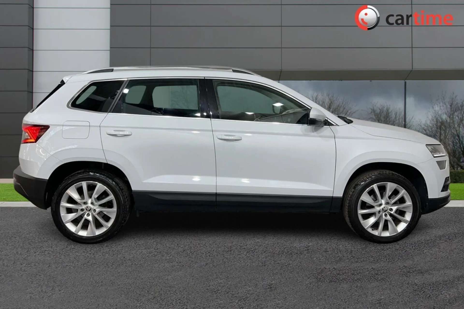 A 0 SKODA KAROQ 1.0 SE L TSI 5d 114 BHP 8In Touchscreen, Apple CarPlay / Android Auto, Satellite Navigation, Reversing Camera, Bluetooth 18in Alloys, Candy White A 0 SKODA KAROQ 1.0 SE L TSI 5d 114 BHP 8In Touchscreen, Apple CarPlay / Android Auto, Satellite Navigation, Reversing Camera, Bluetooth 18in Alloys, Candy White