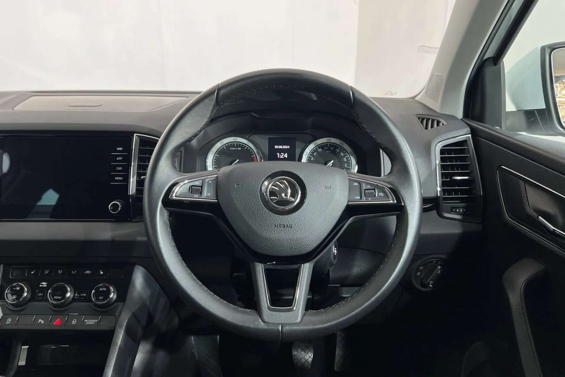 0 SKODA KAROQ 0 SKODA KAROQ