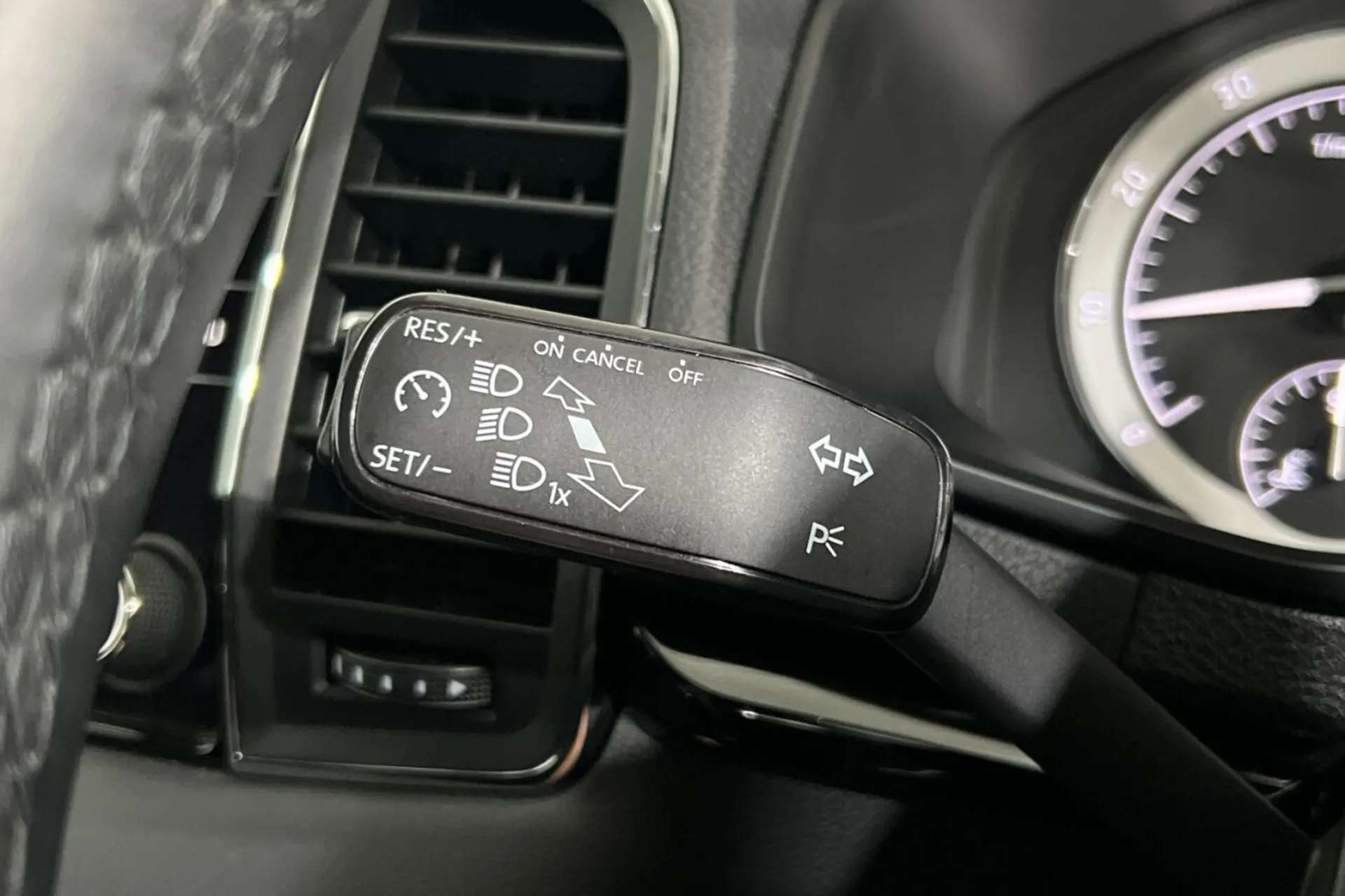 0 SKODA KAROQ 0 SKODA KAROQ