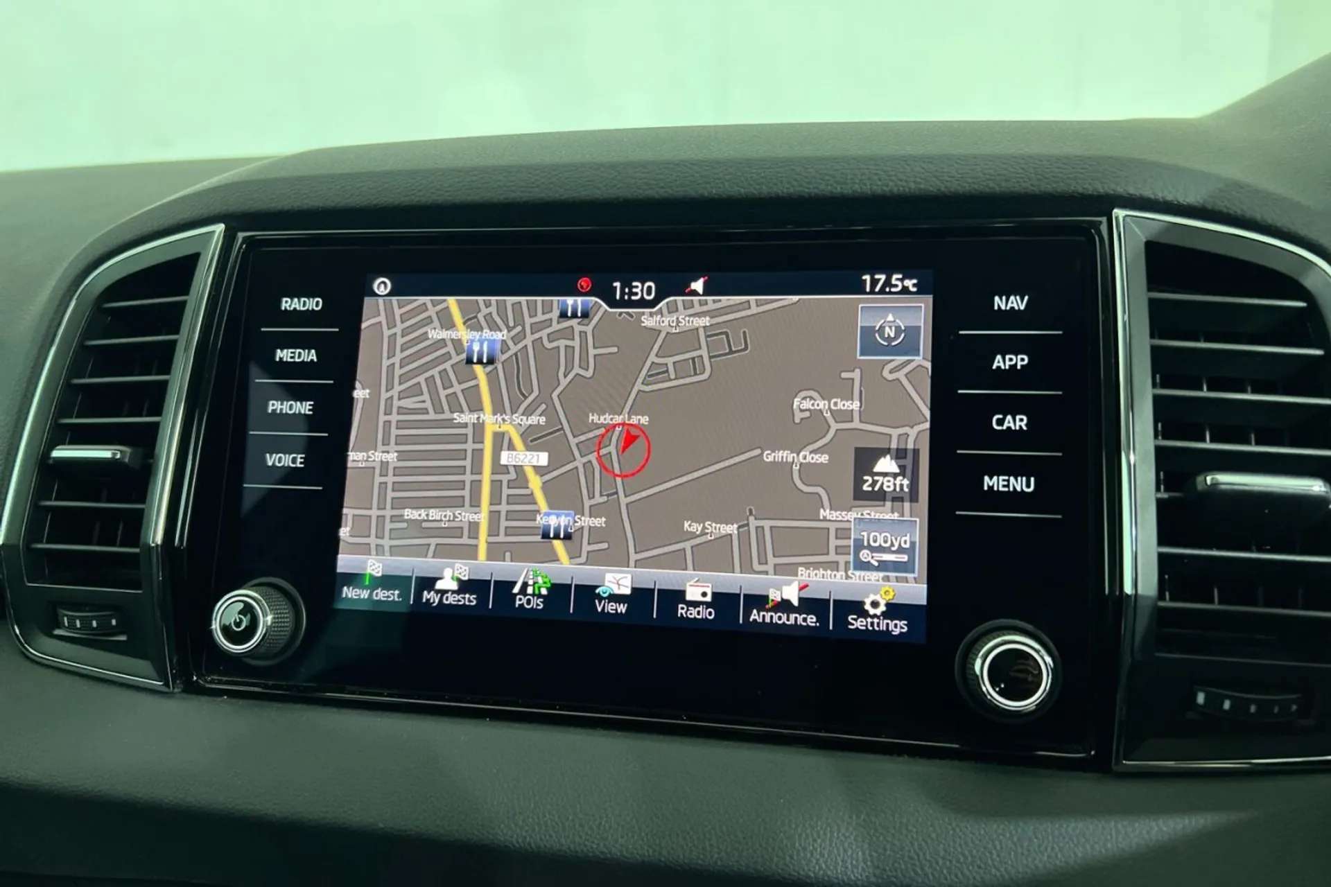 0 SKODA KAROQ 0 SKODA KAROQ