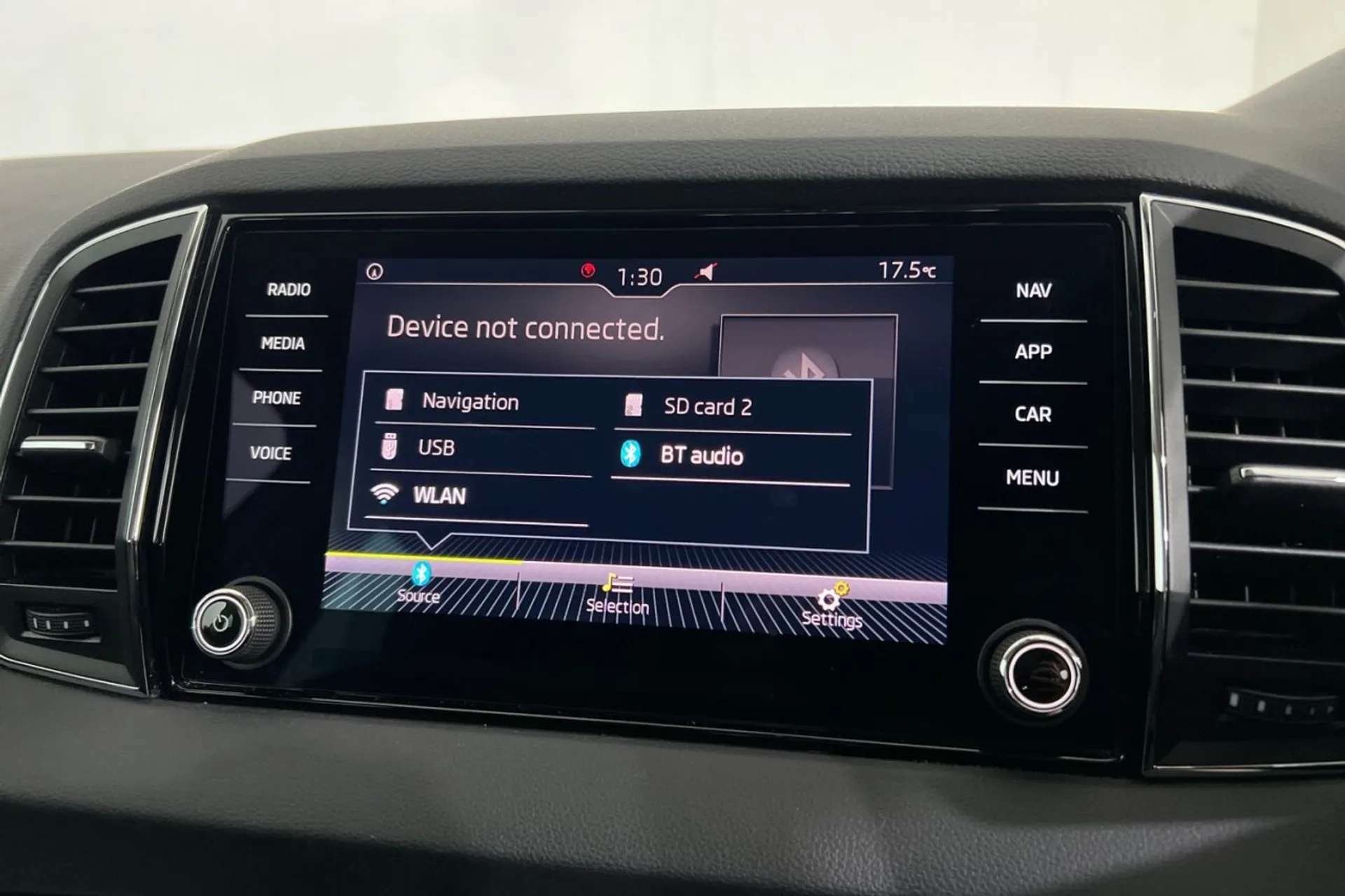 0 SKODA KAROQ 0 SKODA KAROQ