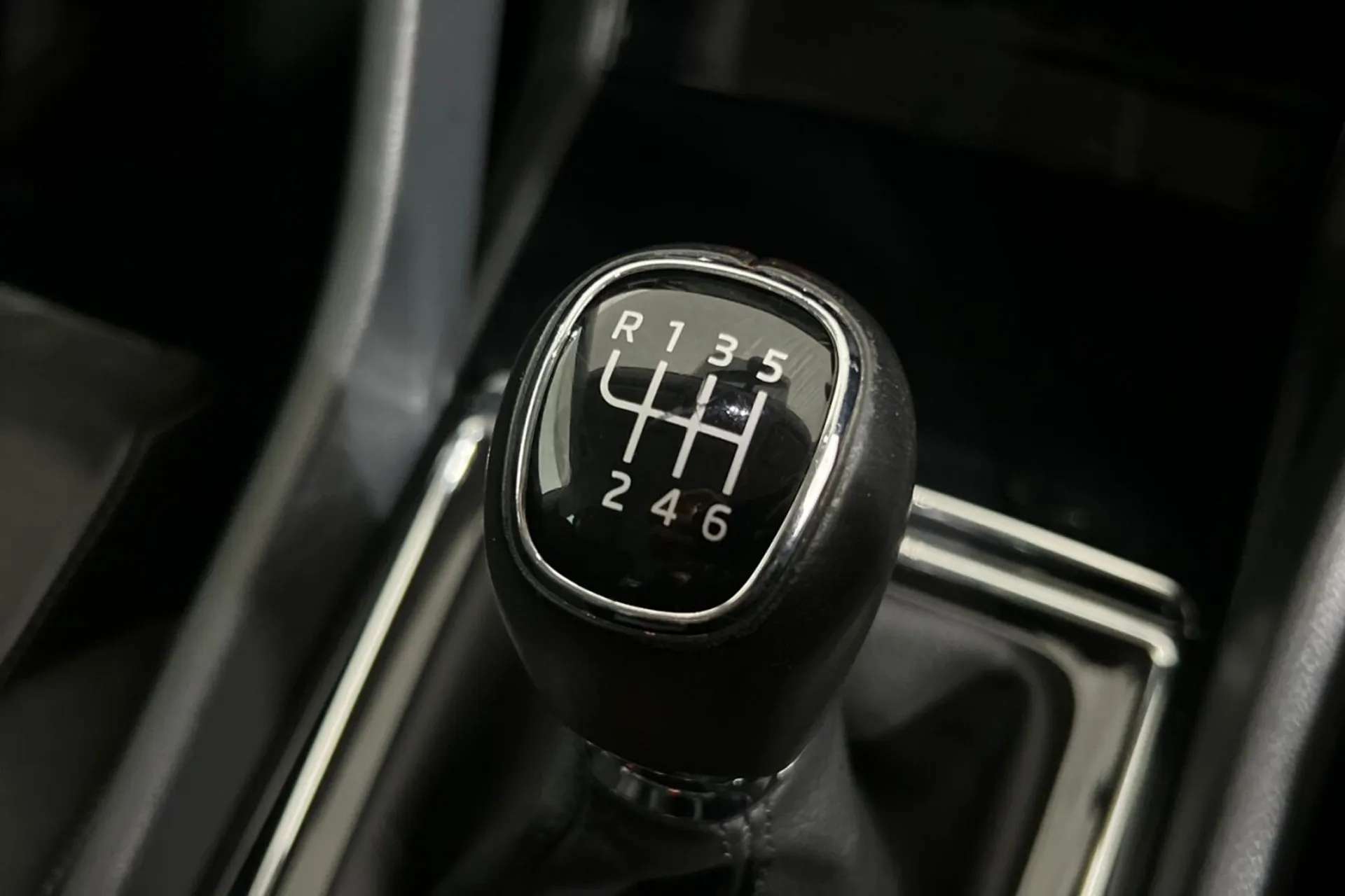 0 SKODA KAROQ 0 SKODA KAROQ