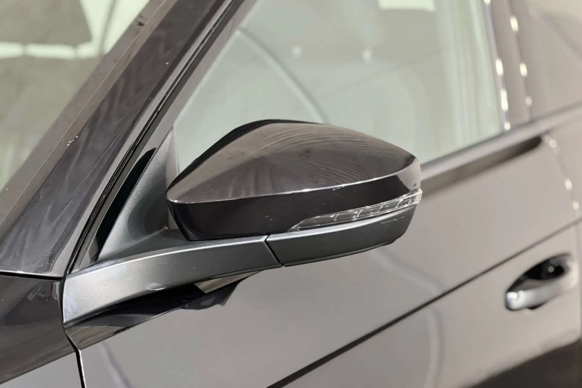 2020 VOLKSWAGEN T-ROC 2020 VOLKSWAGEN T-ROC