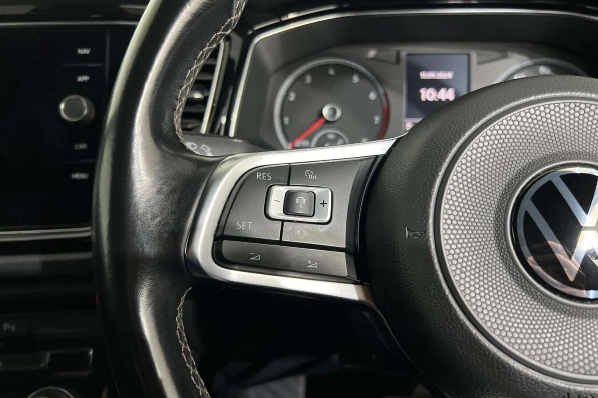 2020 VOLKSWAGEN T-ROC 2020 VOLKSWAGEN T-ROC