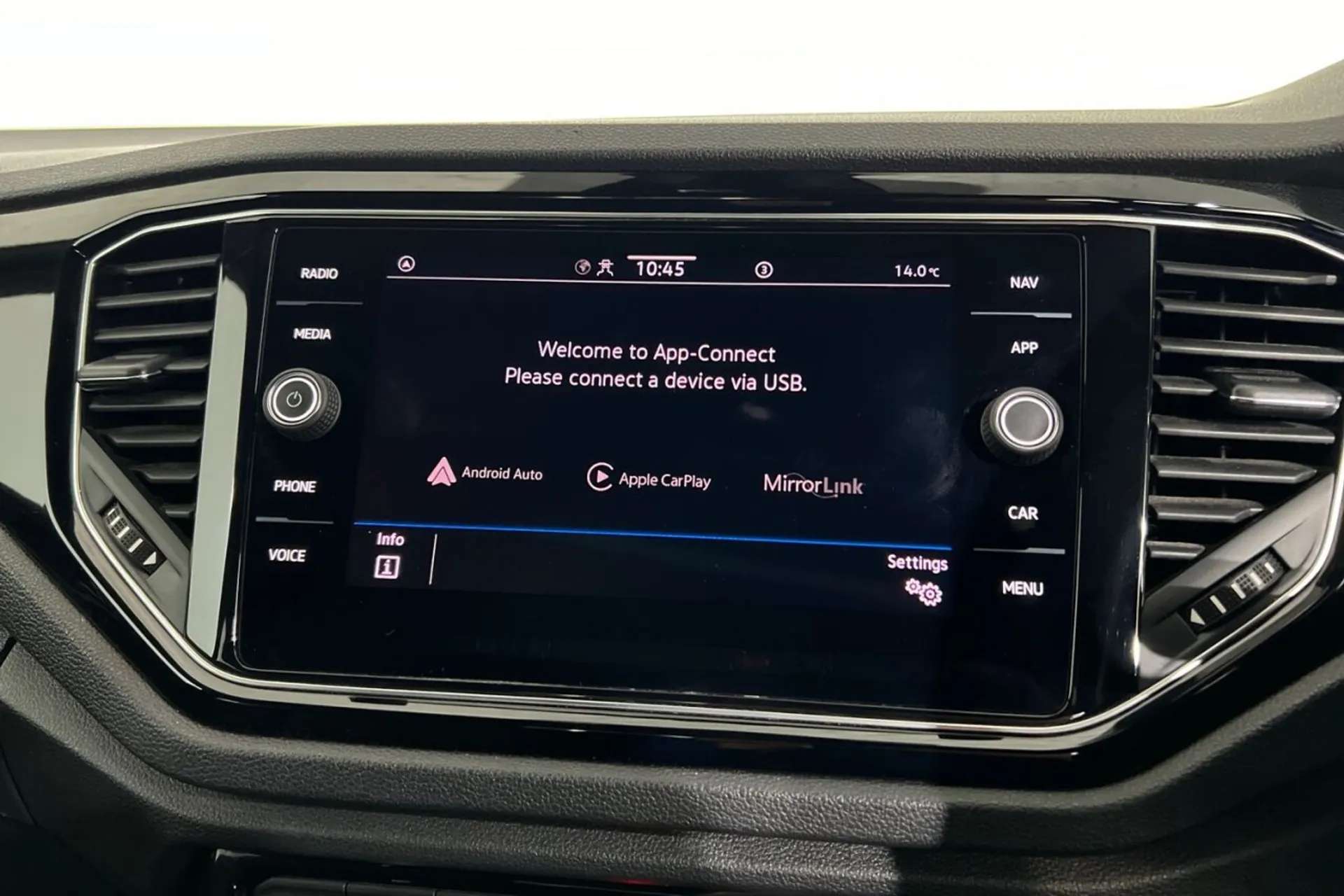 2020 VOLKSWAGEN T-ROC 2020 VOLKSWAGEN T-ROC