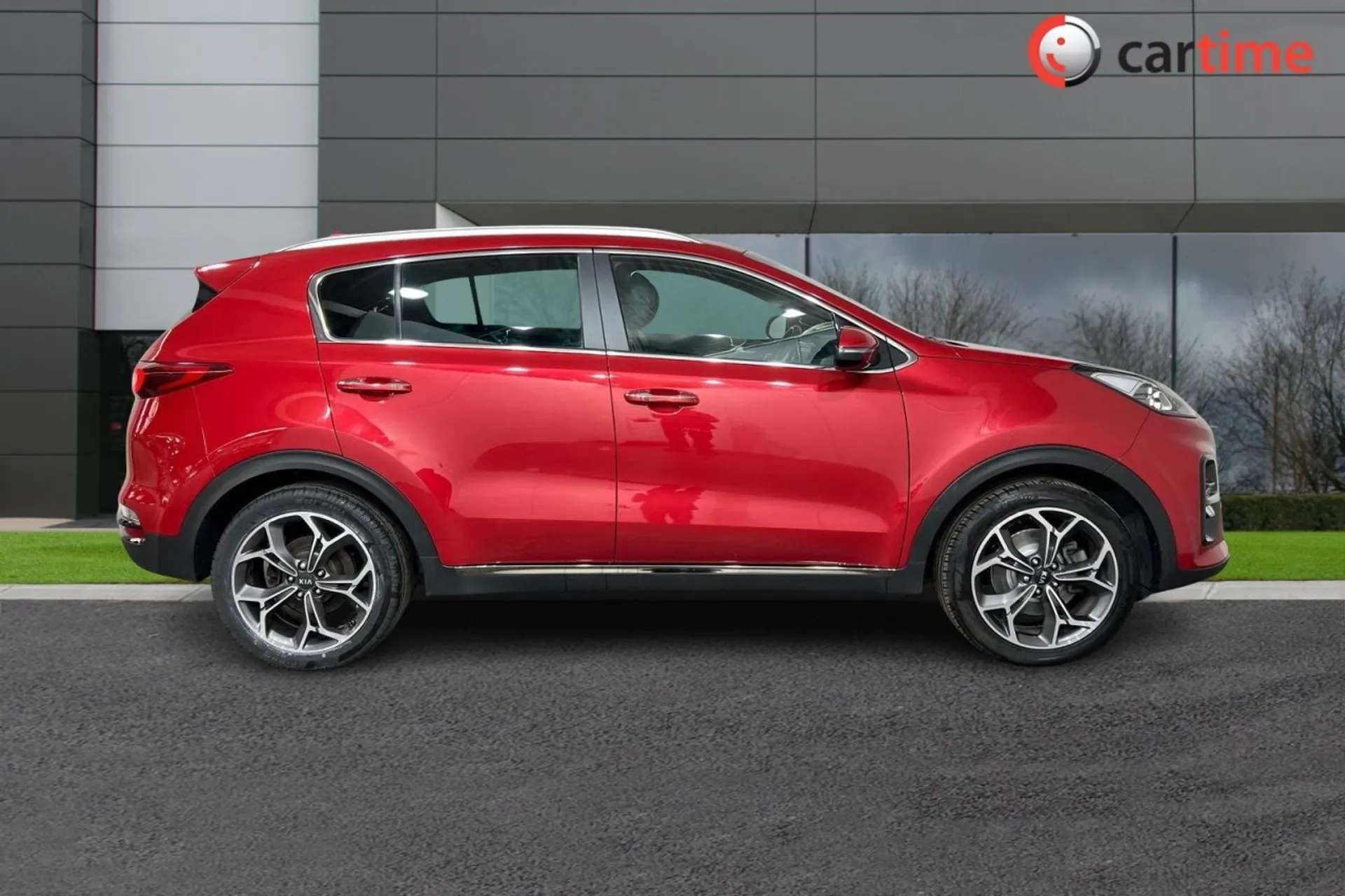 A 2018 KIA SPORTAGE 1.6 CRDI GT-LINE ISG 5d 135 BHP 7in Sat Nav, Reverse Camera / Sensors, Apple CarPlay / Android Auto, Heated Leather, 19in Alloys 19in Alloys, Infra Re A 2018 KIA SPORTAGE 1.6 CRDI GT-LINE ISG 5d 135 BHP 7in Sat Nav, Reverse Camera / Sensors, Apple CarPlay / Android Auto, Heated Leather, 19in Alloys 19in Alloys, Infra Re