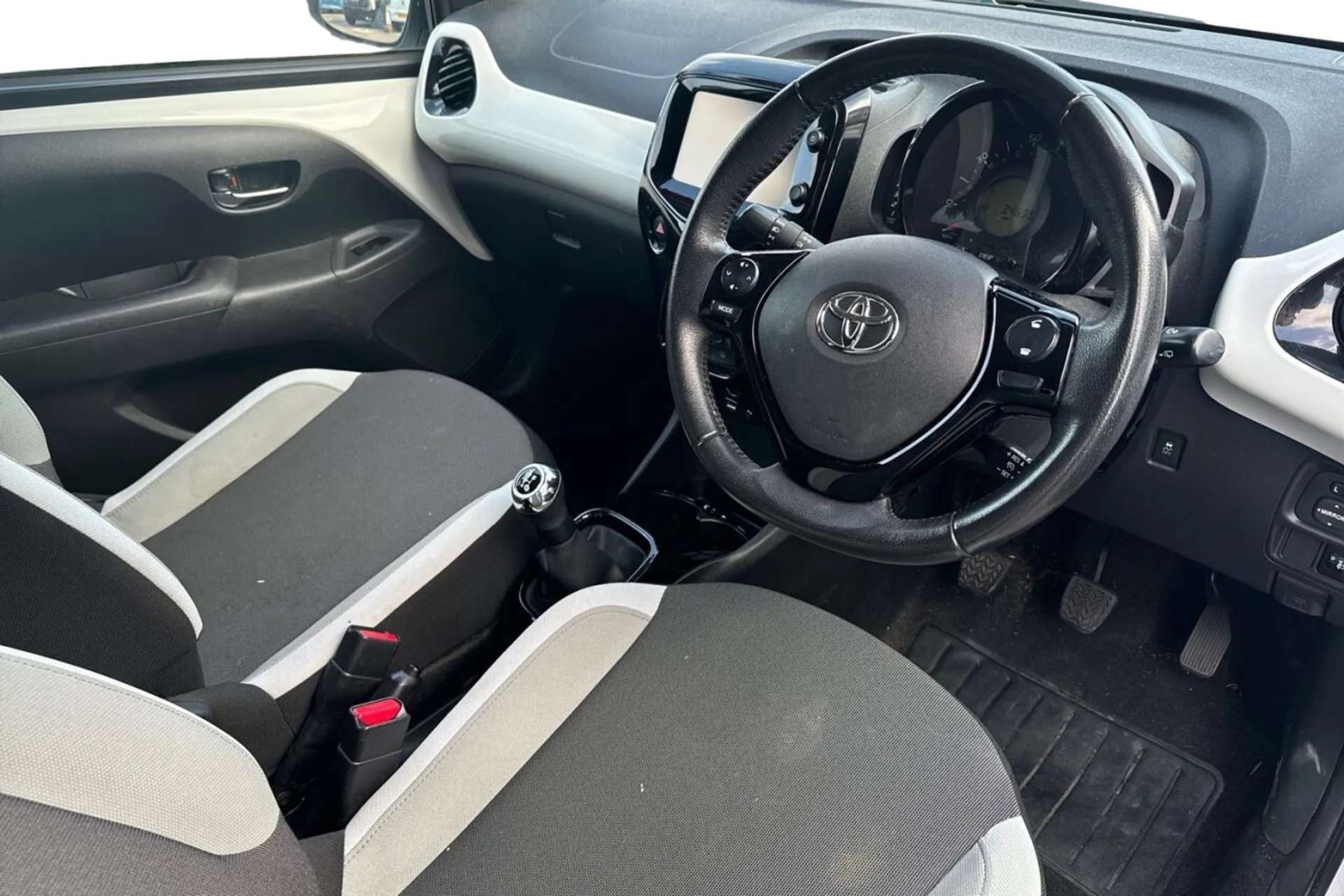 2018 TOYOTA AYGO 2018 TOYOTA AYGO