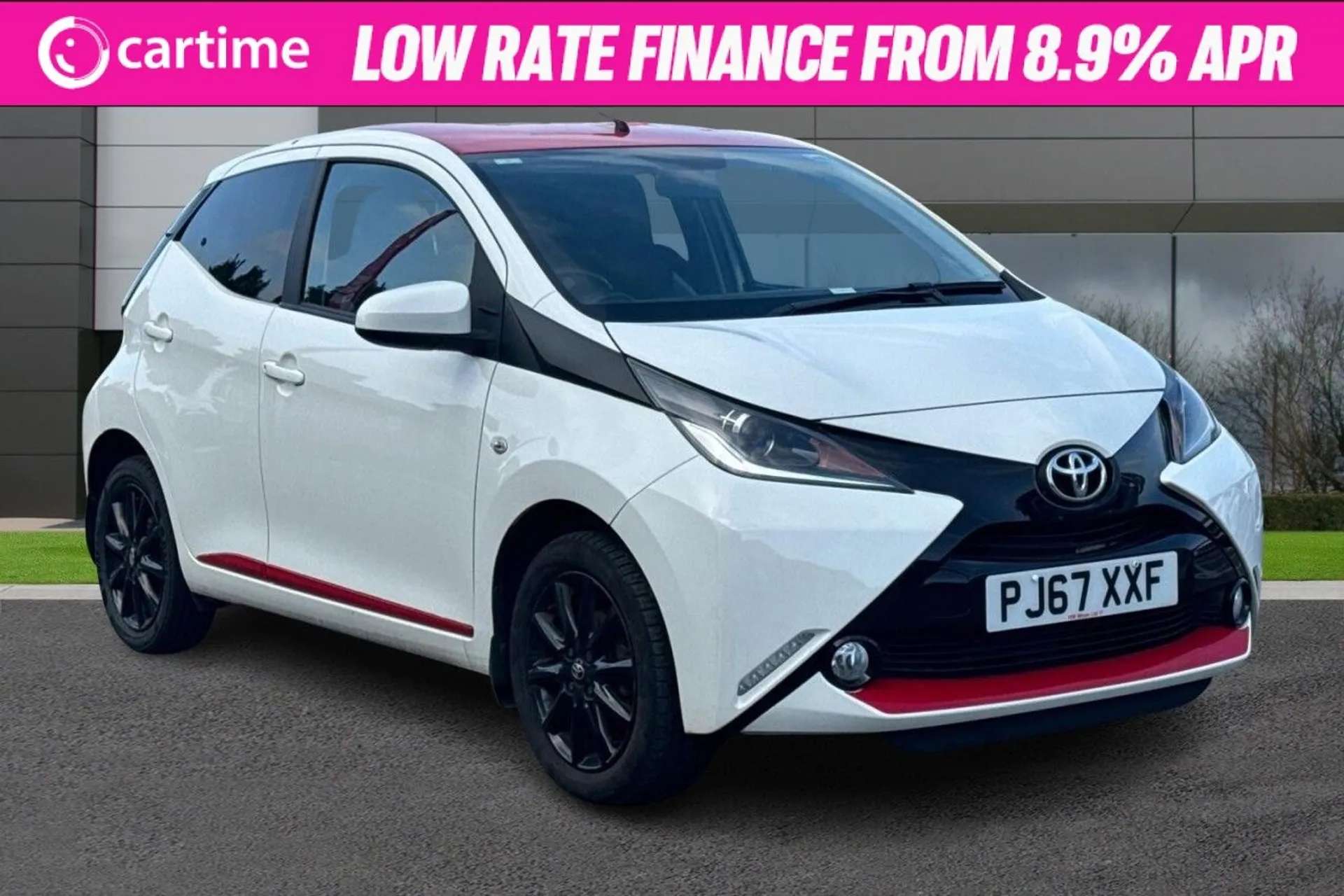A 2018 TOYOTA AYGO 1.0 VVT-I X-PRESS 5d 69 BHP Reverse Camera, DAB Digital Radio, 7-Inch Display, Rear Tinted Windows, Multifunction Steering Wheel 15in Alloys / White F A 2018 TOYOTA AYGO 1.0 VVT-I X-PRESS 5d 69 BHP Reverse Camera, DAB Digital Radio, 7-Inch Display, Rear Tinted Windows, Multifunction Steering Wheel 15in Alloys / White F