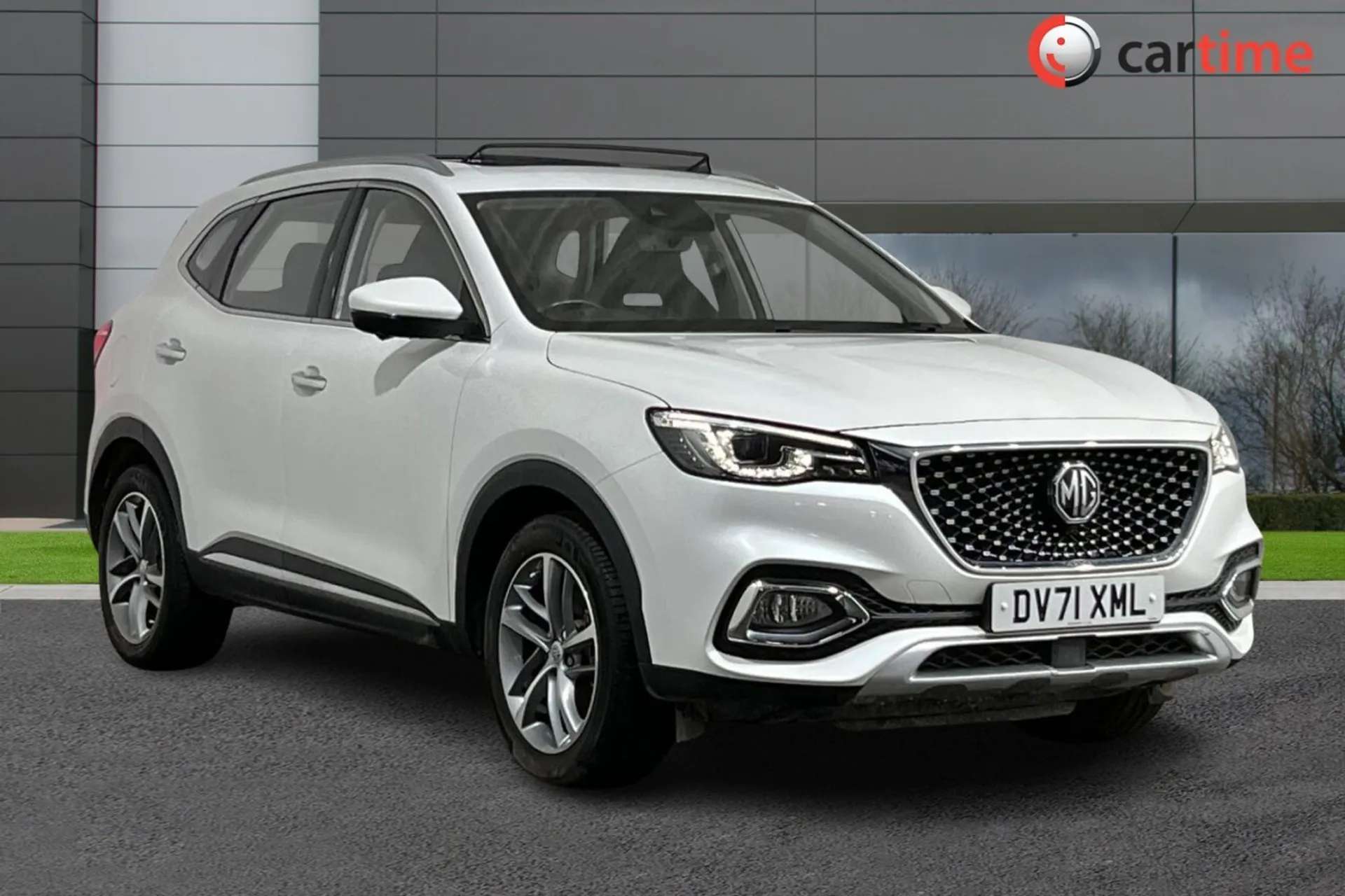 A 2021 MG MG HS 1.5 EXCLUSIVE 5d 255 BHP Blind Spot Detection, Reverse Camera, Heated Seats, Power Tailgate, 10-Inch Touchscreen 18in Alloys, White Pearl A 2021 MG MG HS 1.5 EXCLUSIVE 5d 255 BHP Blind Spot Detection, Reverse Camera, Heated Seats, Power Tailgate, 10-Inch Touchscreen 18in Alloys, White Pearl