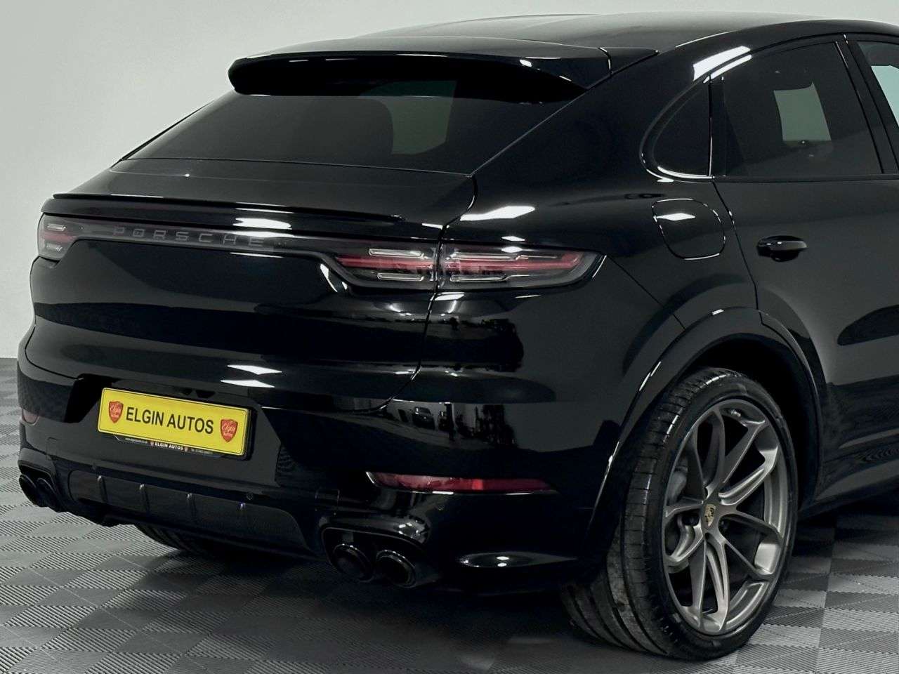 2019 PORSCHE CAYENNE 2019 PORSCHE CAYENNE