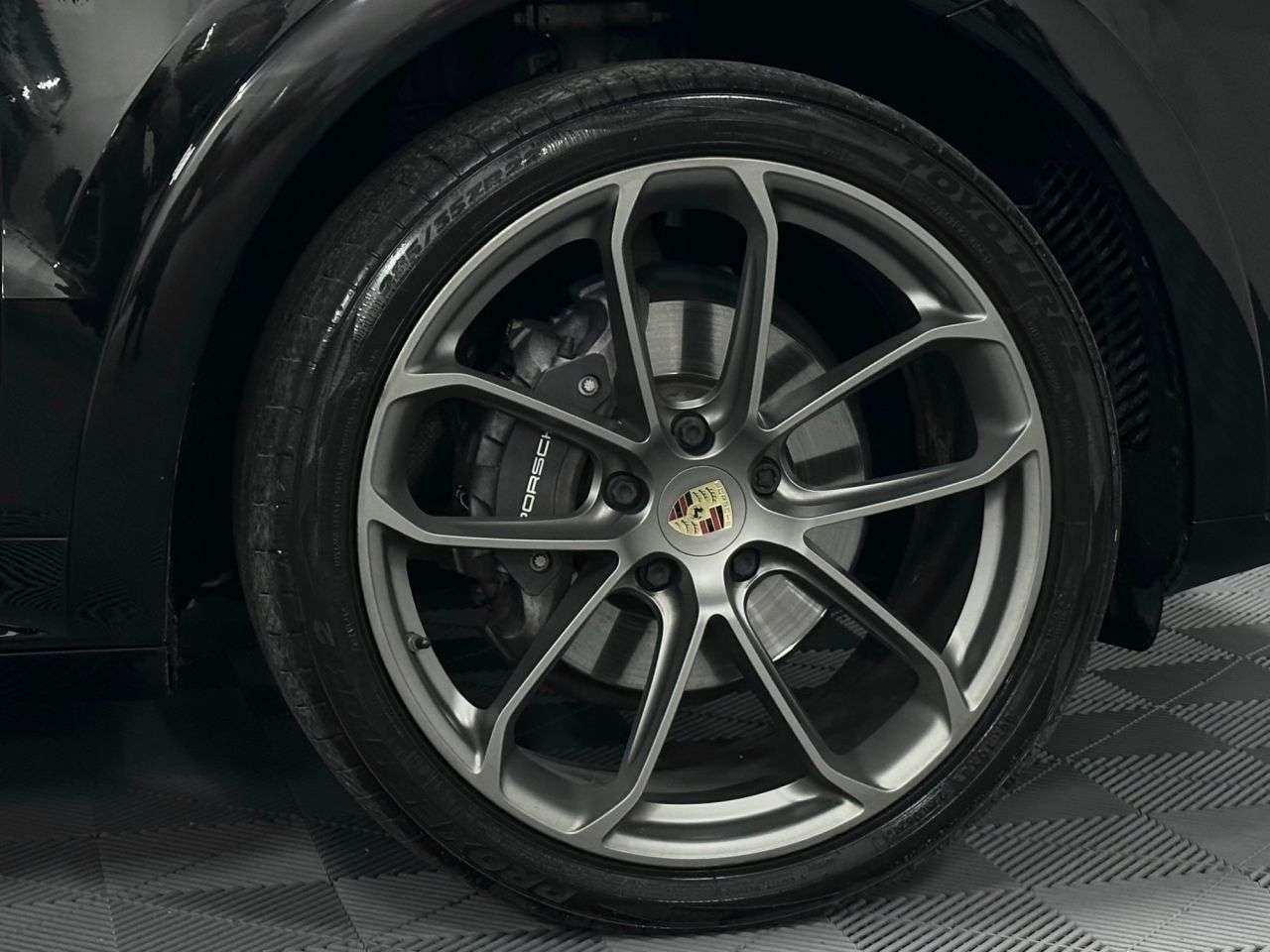 2019 PORSCHE CAYENNE 2019 PORSCHE CAYENNE