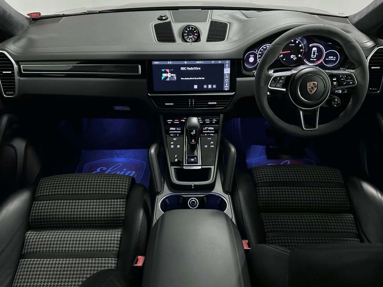 2019 PORSCHE CAYENNE 2019 PORSCHE CAYENNE