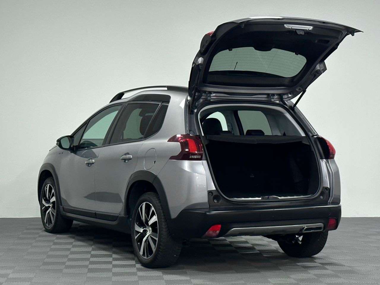 2019 PEUGEOT 2008 2019 PEUGEOT 2008