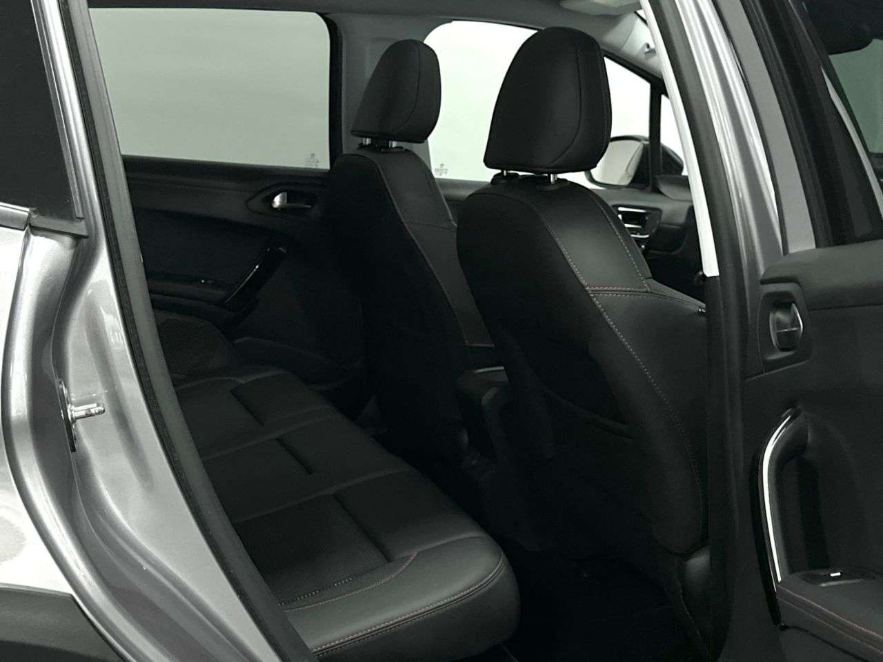 2019 PEUGEOT 2008 2019 PEUGEOT 2008